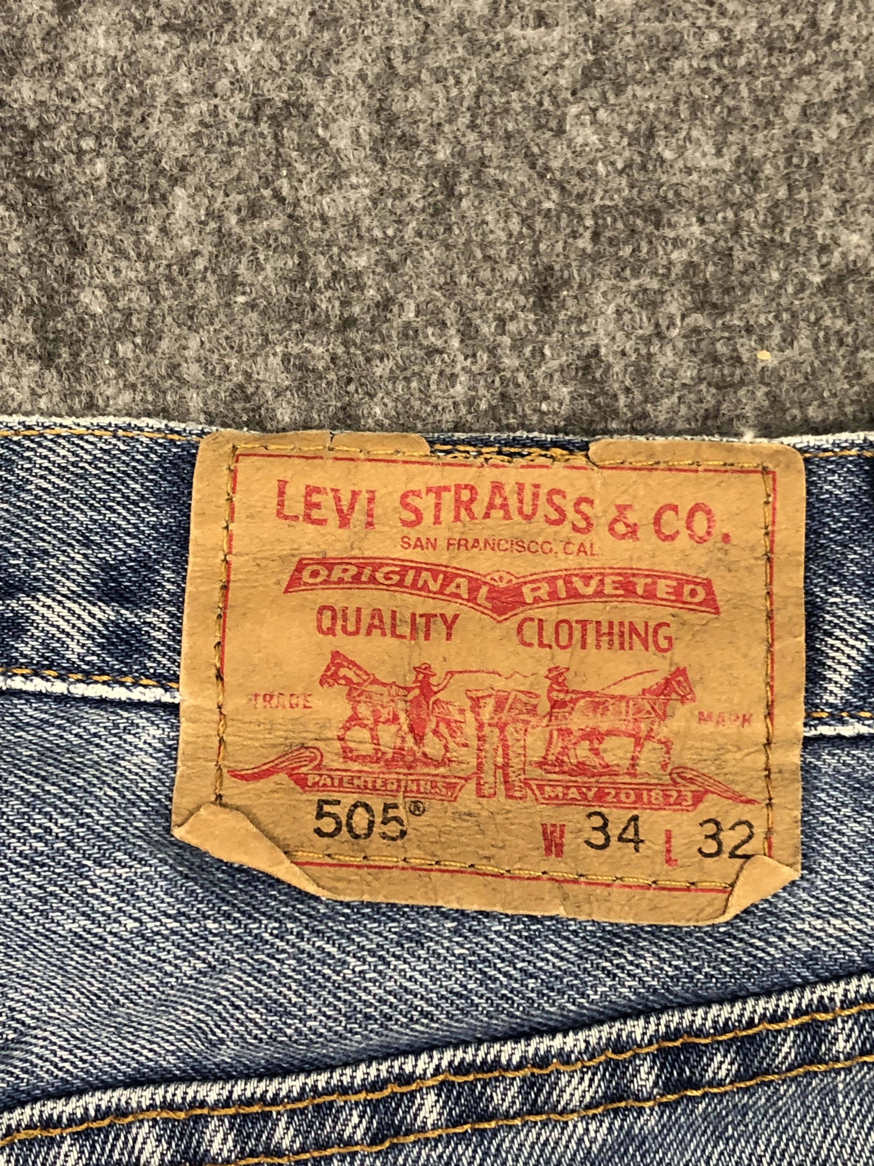 Levi's Vintage Levis 505 Jeans DP0401 Size US 34 / EU 50 - 5 Thumbnail