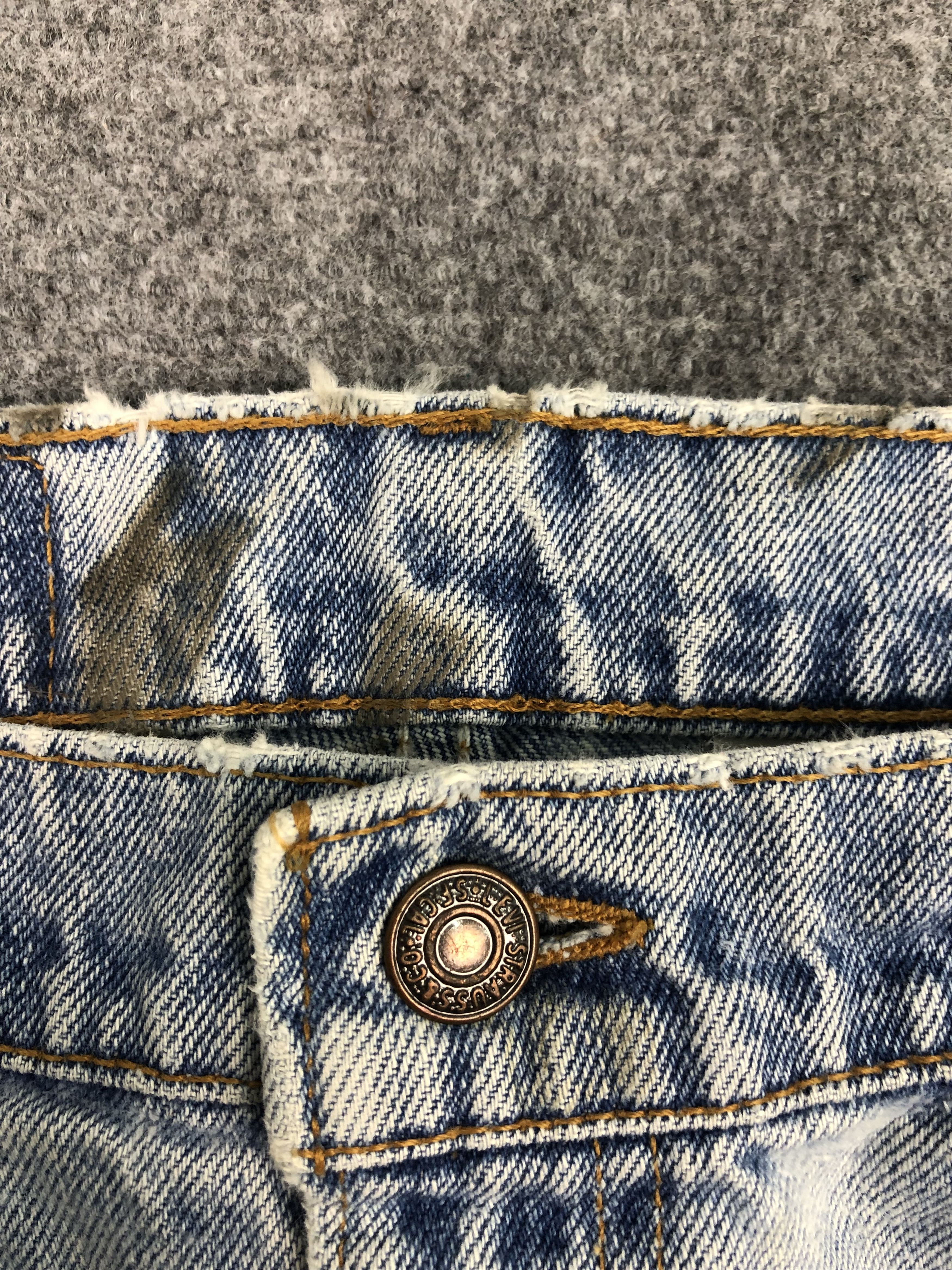 Levi's Vintage Levis 560 Jeans DP0411 Size US 34 / EU 50 - 7 Thumbnail