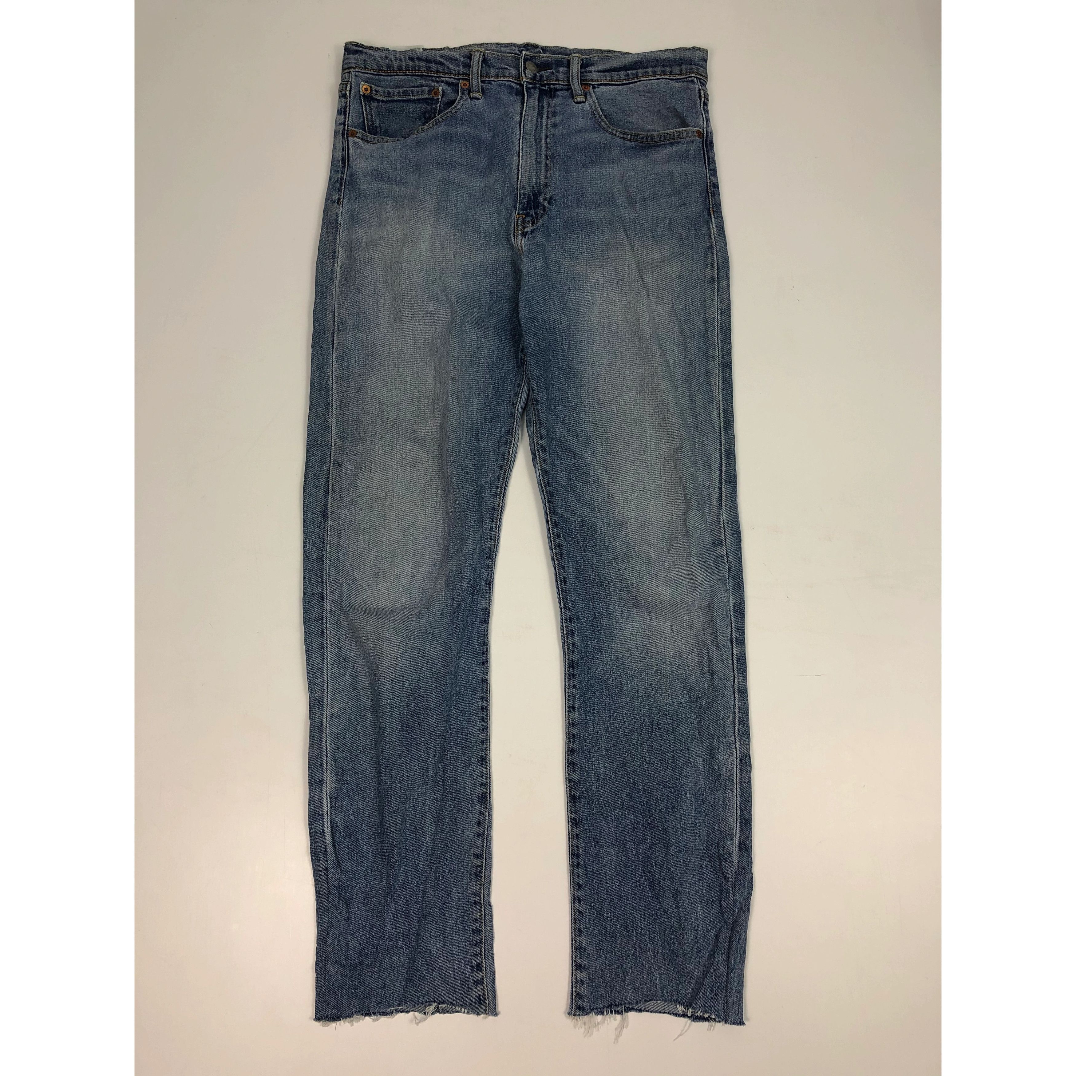 Levi's Vintage Levis 522 Distressed Denim Faded Blue DP0082 Size US 34 / EU 50 - 1 Thumbnail