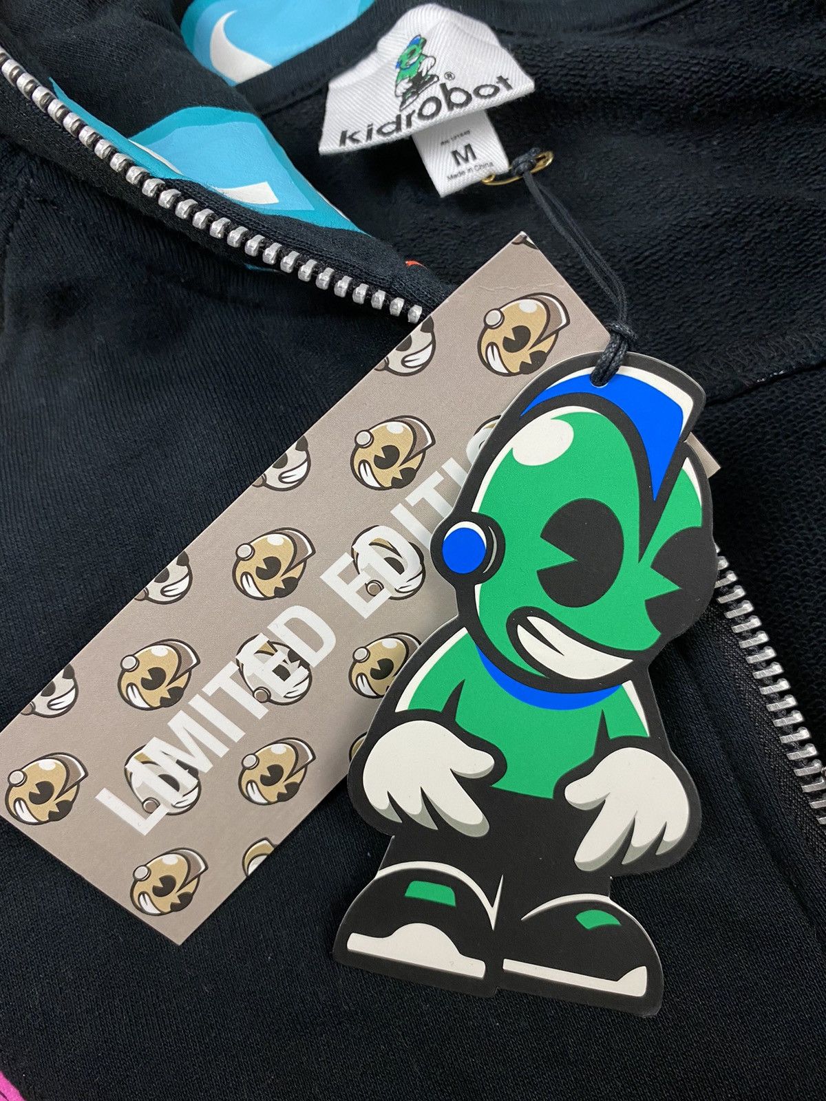 Kid Robot Vintage Kid Robot Limited Edition Kozik Pill Hoodie Zip Up Size US M / EU 48-50 / 2 - 7 Thumbnail