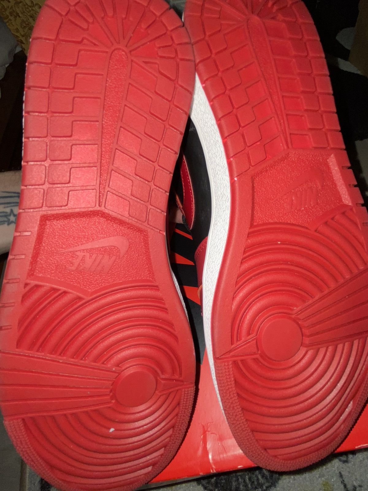 Jordan Brand × Nike Jordan 1 Retro High 85 Varsity Red Size US 12 / EU 45 - 8 Thumbnail