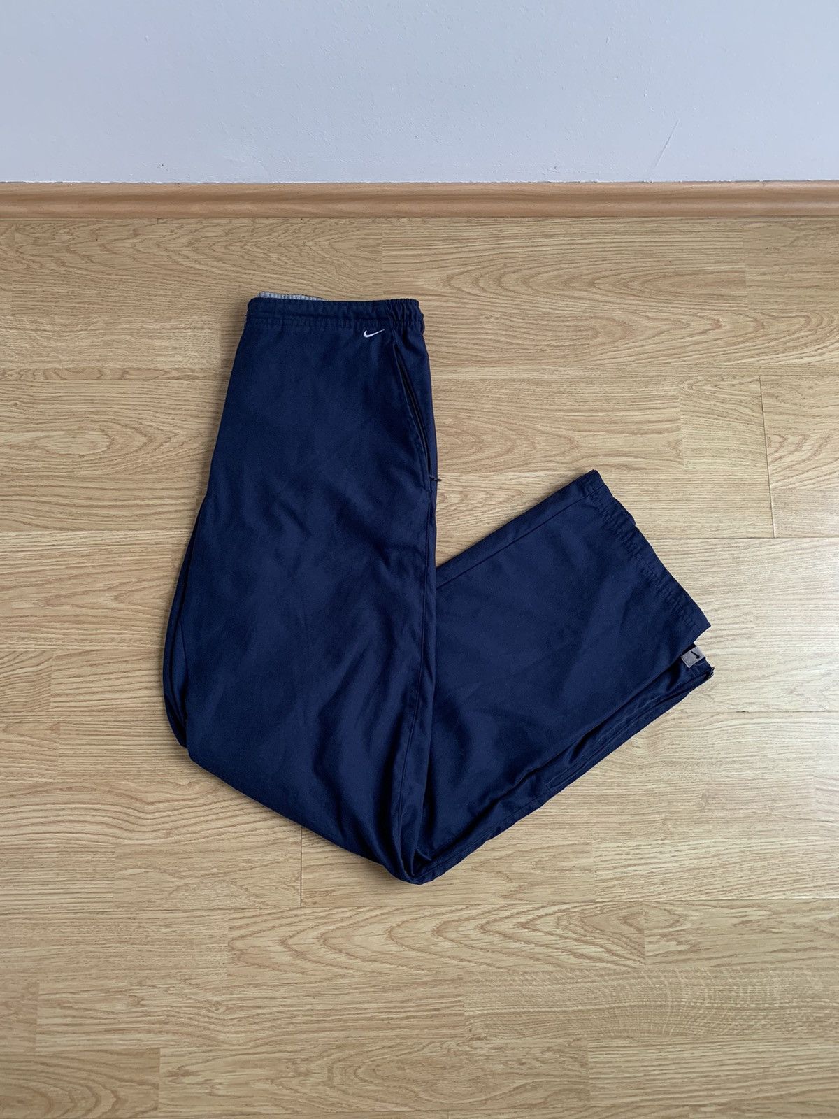 Nike × Vintage Vintage y2k Nike Navy Track Pants Swoosh Size US 32 / EU 48 - 1 Thumbnail
