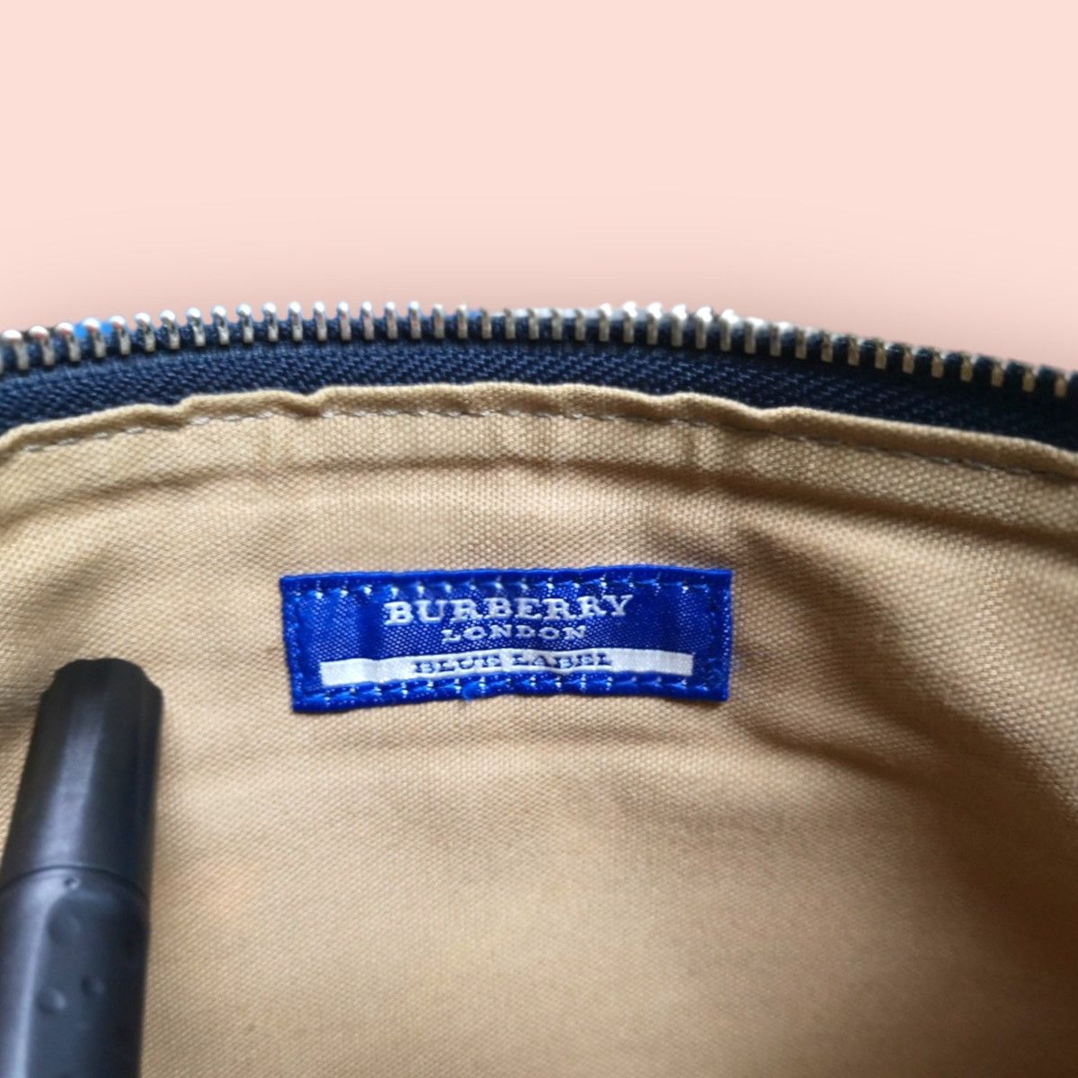 Burberry × Vintage BURBERRY 2 WAY PURSE SLING /WRISTLET Size ONE SIZE - 15 Thumbnail