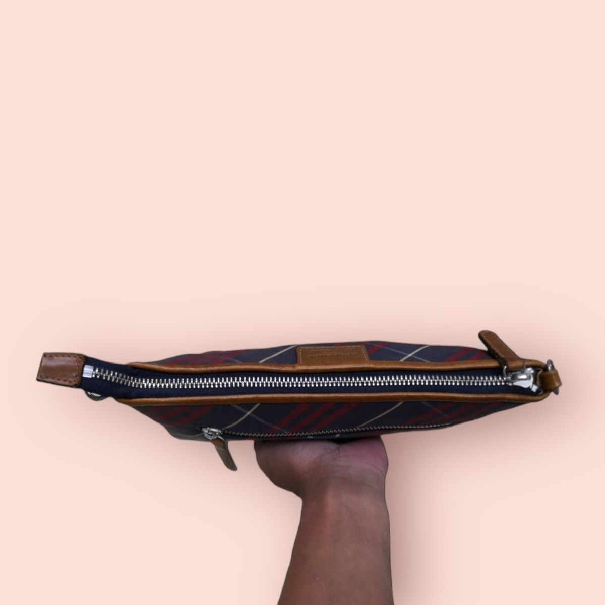 Burberry × Vintage BURBERRY 2 WAY PURSE SLING /WRISTLET Size ONE SIZE - 3 Thumbnail