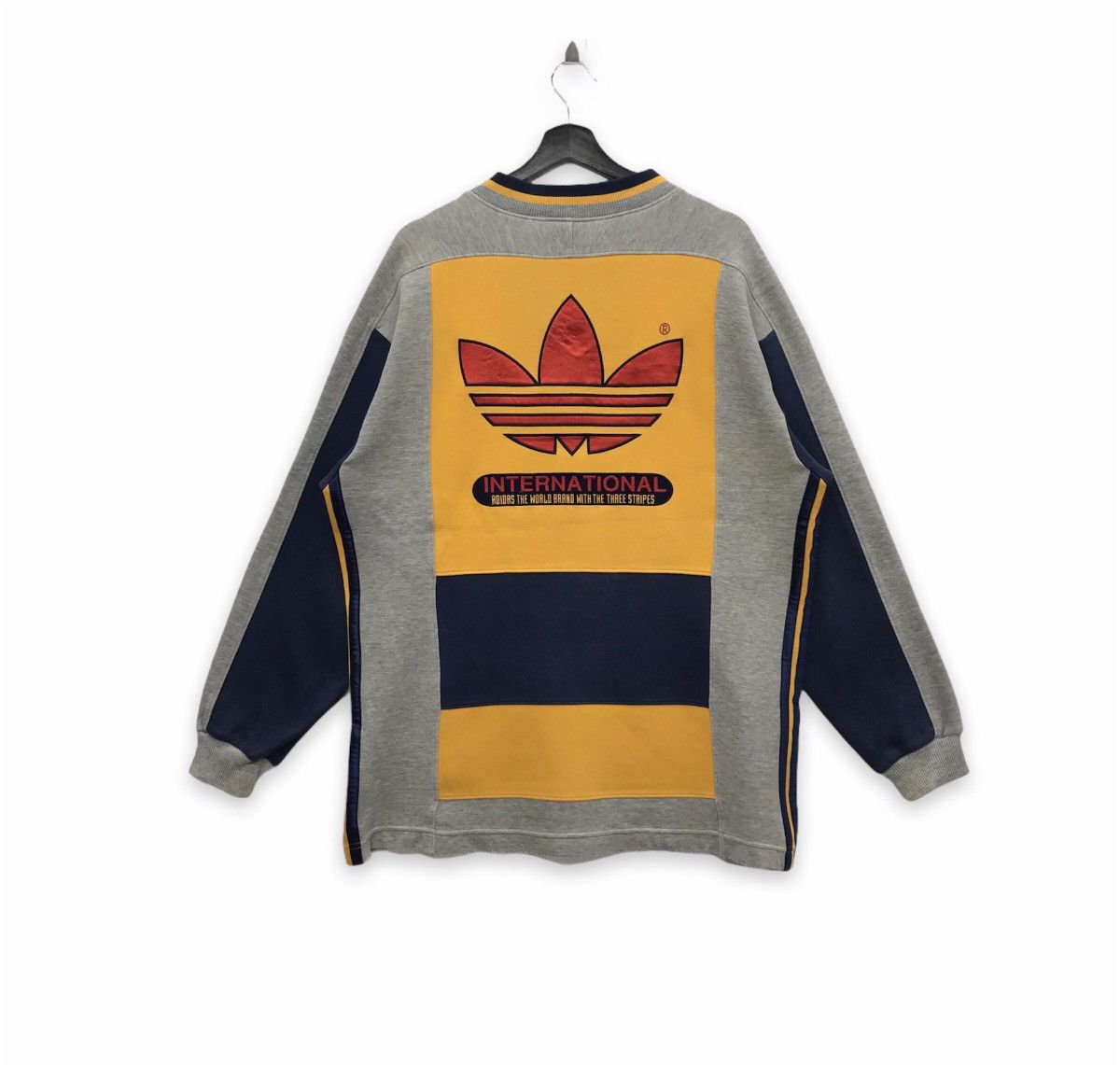 Adidas × Vintage Rare!! Vintage Adidas International Big Logo Sweatshirt Size US L / EU 52-54 / 3 - 2 Thumbnail