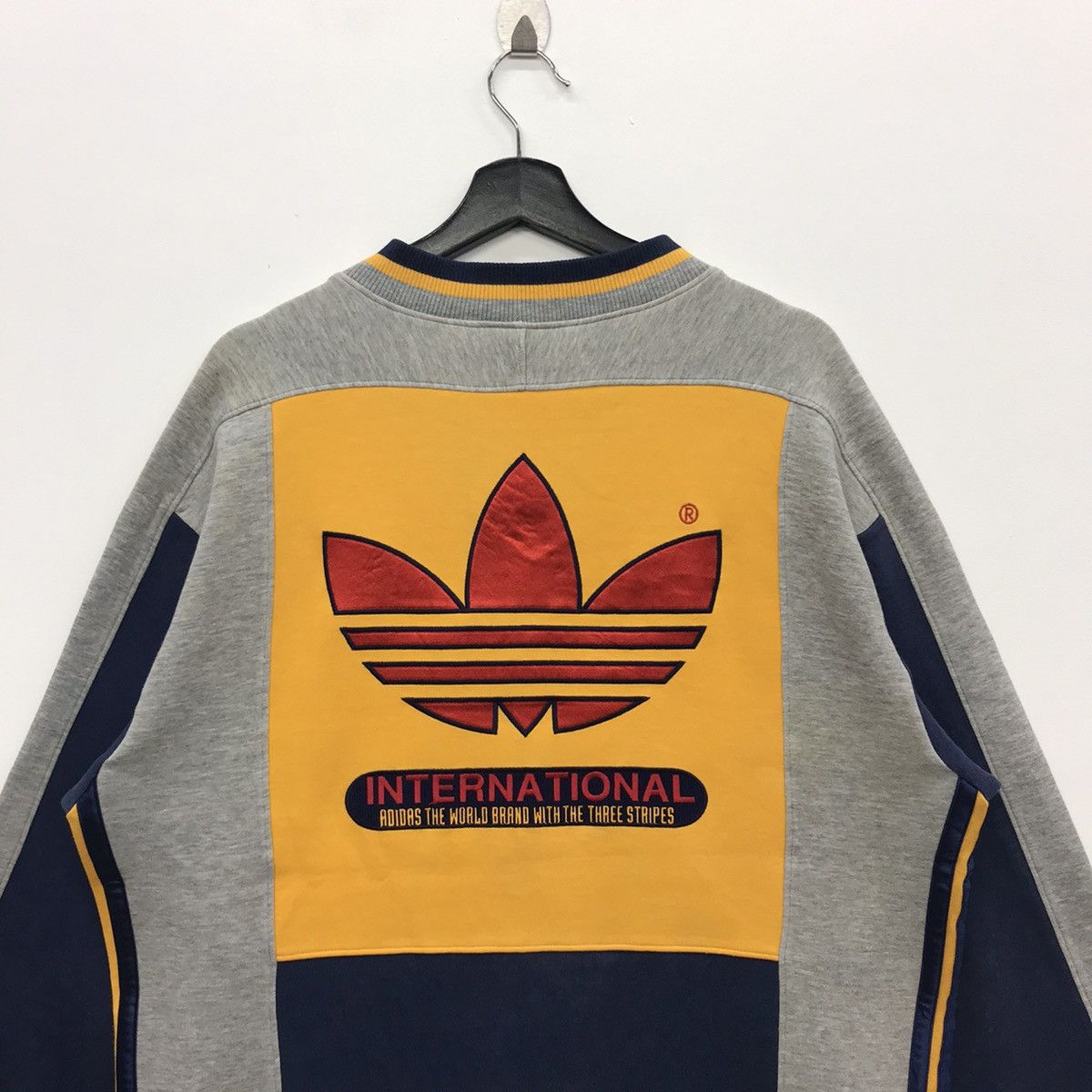 Adidas × Vintage Rare!! Vintage Adidas International Big Logo Sweatshirt Size US L / EU 52-54 / 3 - 13 Thumbnail