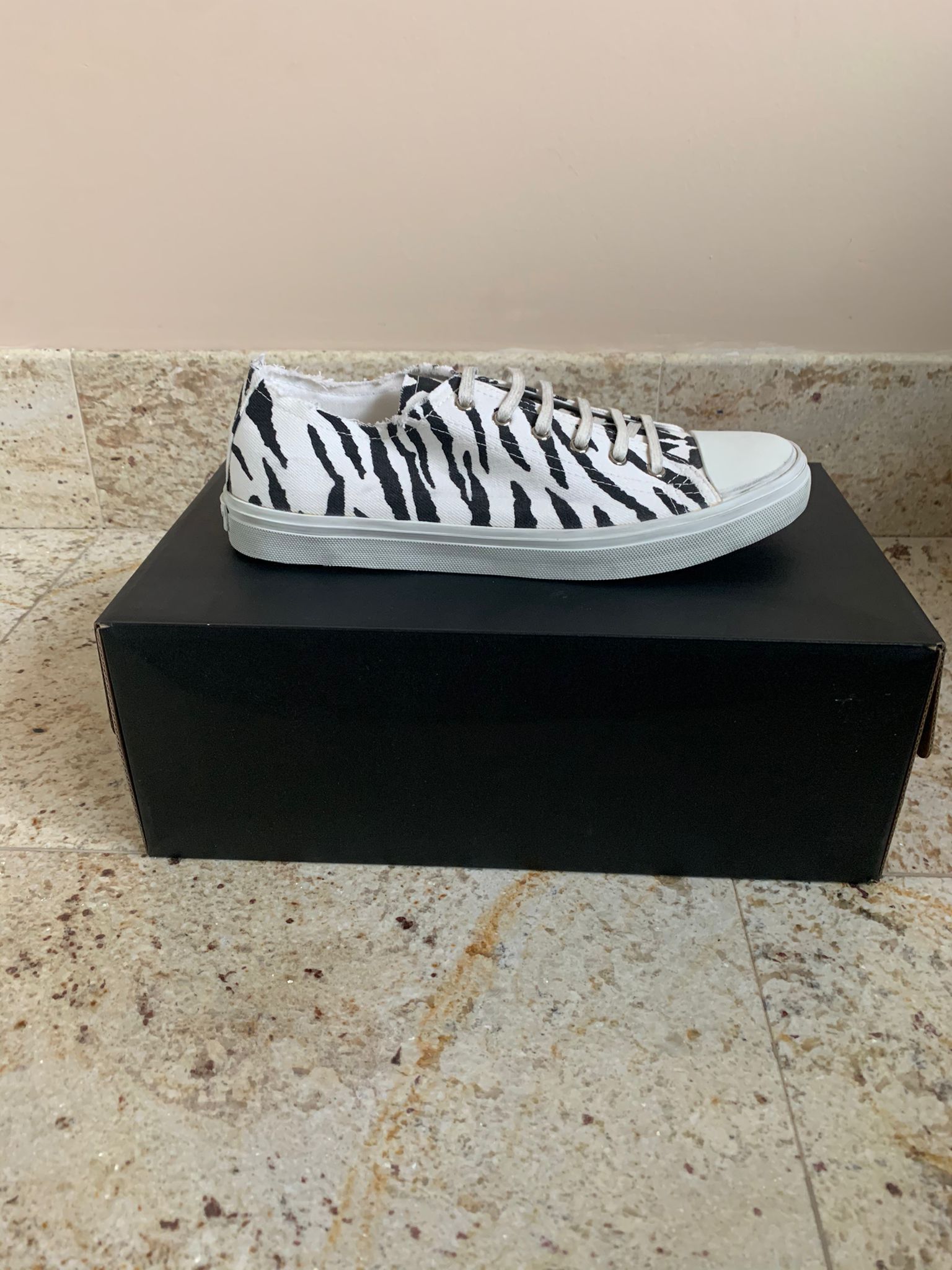 Saint Laurent Paris Bedford Age Low Top Sneakers Size US 8.5 / EU 41-42 - 2 Thumbnail