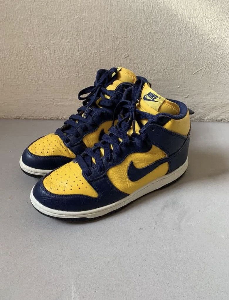 image of Nike Dunk High Michigan Shoes in Varsity Maize, Men's (Size 8.5)