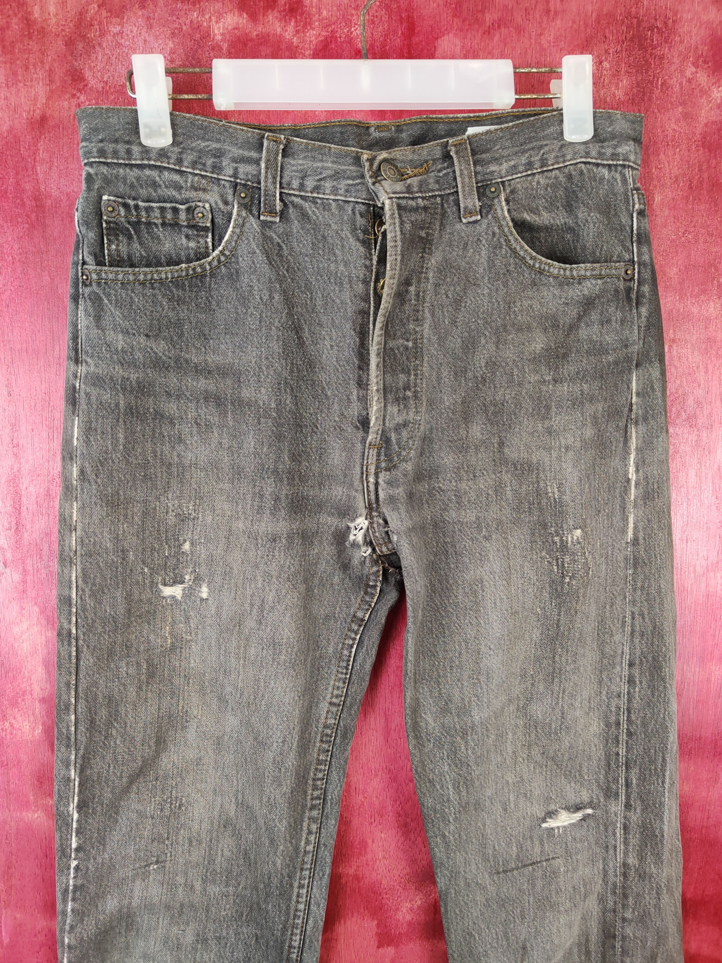 Levi's Levi's Black Faded Ripped Distressed Denim Pants #S587 Size US 30 / EU 46 - 2 Thumbnail