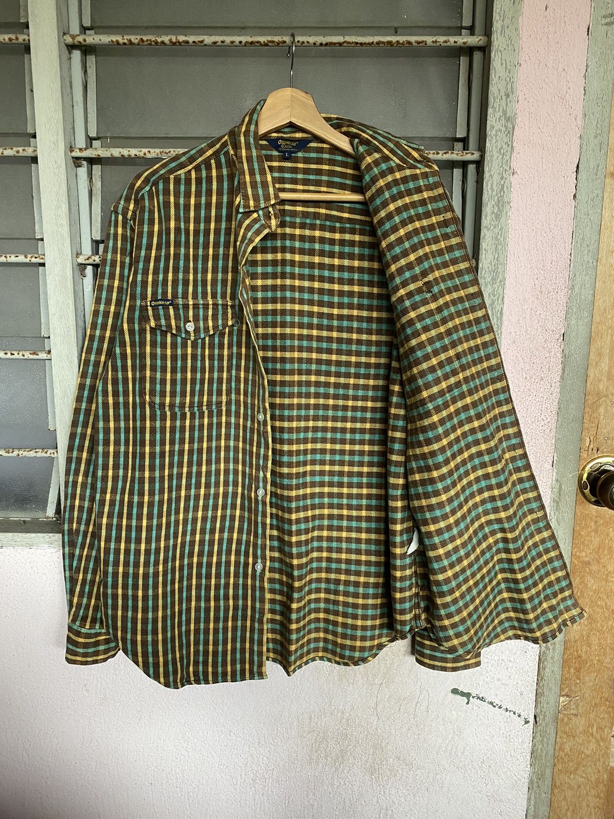 Oshkosh l Oshkosh flannel shirts Size US M / EU 48-50 / 2 - 6 Thumbnail