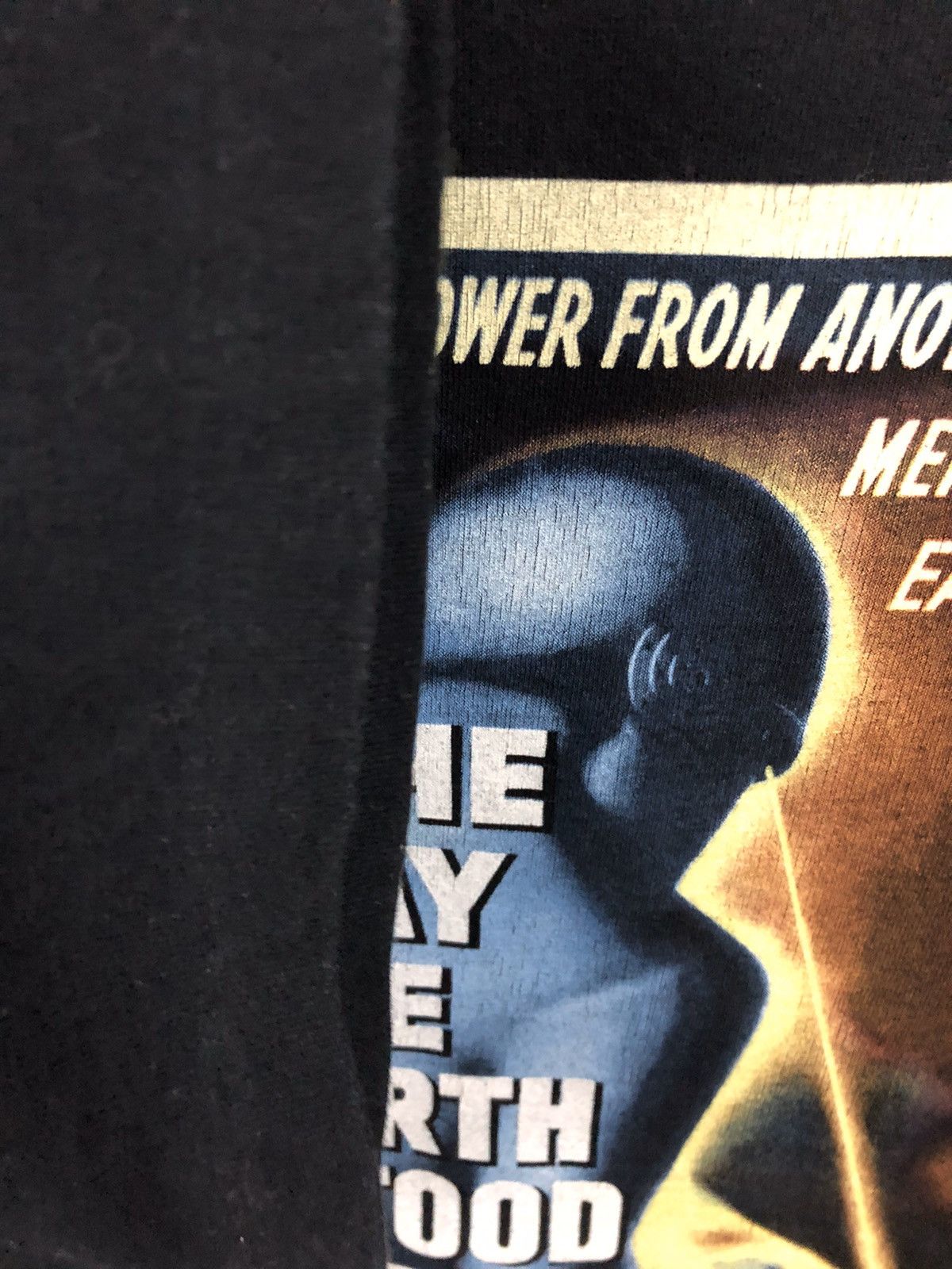 Vintage Rare 90s Vintage Movie The Day The Earth Stood Still Tee Size US XL / EU 56 / 4 - 5 Thumbnail
