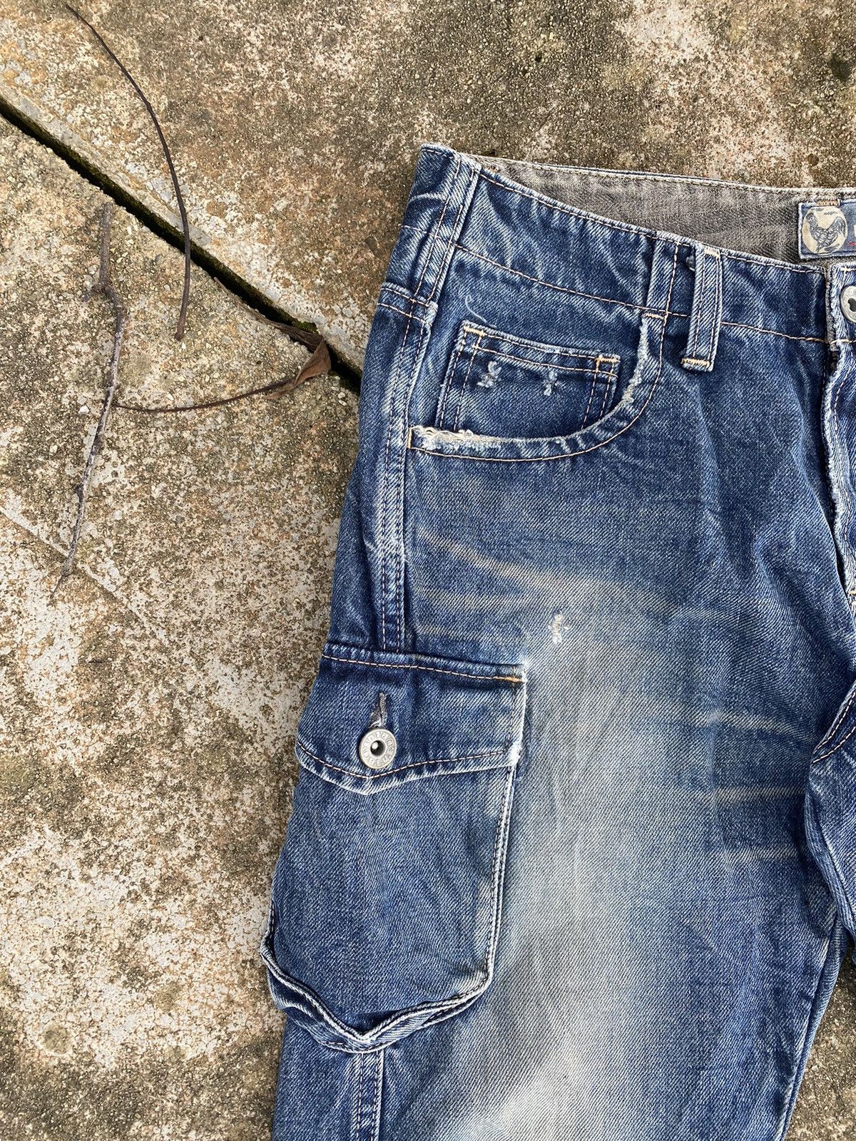 Blue Blue Japan × Japanese Brand Distressed Blue Blue Cargo Denim Size US 30 / EU 46 - 5 Thumbnail