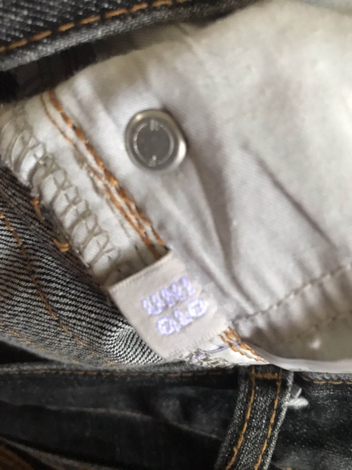 Uniqlo Japanese Brand Uniqlo Distressed Denim Casual Pants Size US 33 - 5 Thumbnail