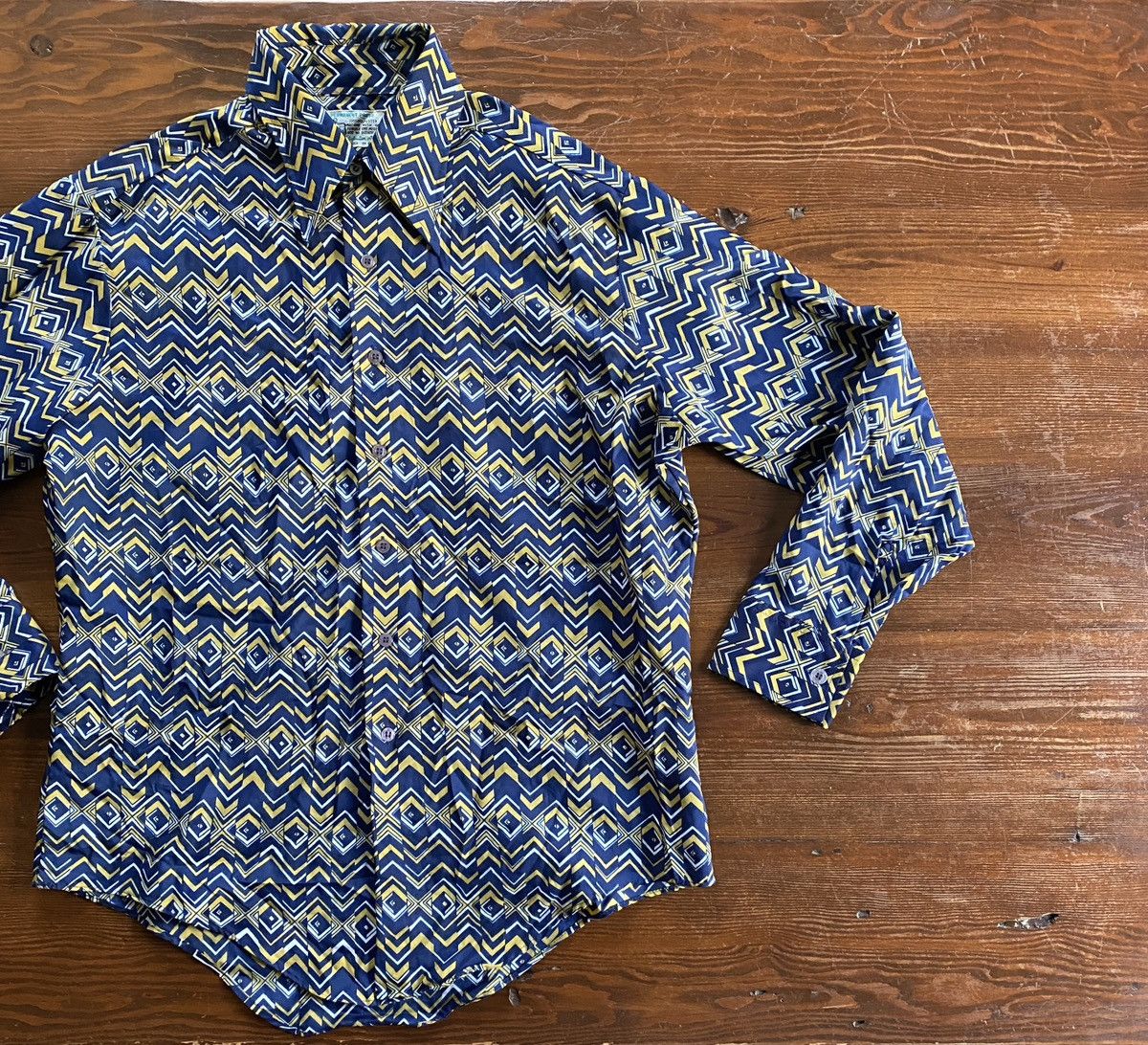 Retrofit Vintage 70’s Kmart Abstract Stripes Long Sleeve Button Up Size US L / EU 52-54 / 3 - 1 Thumbnail