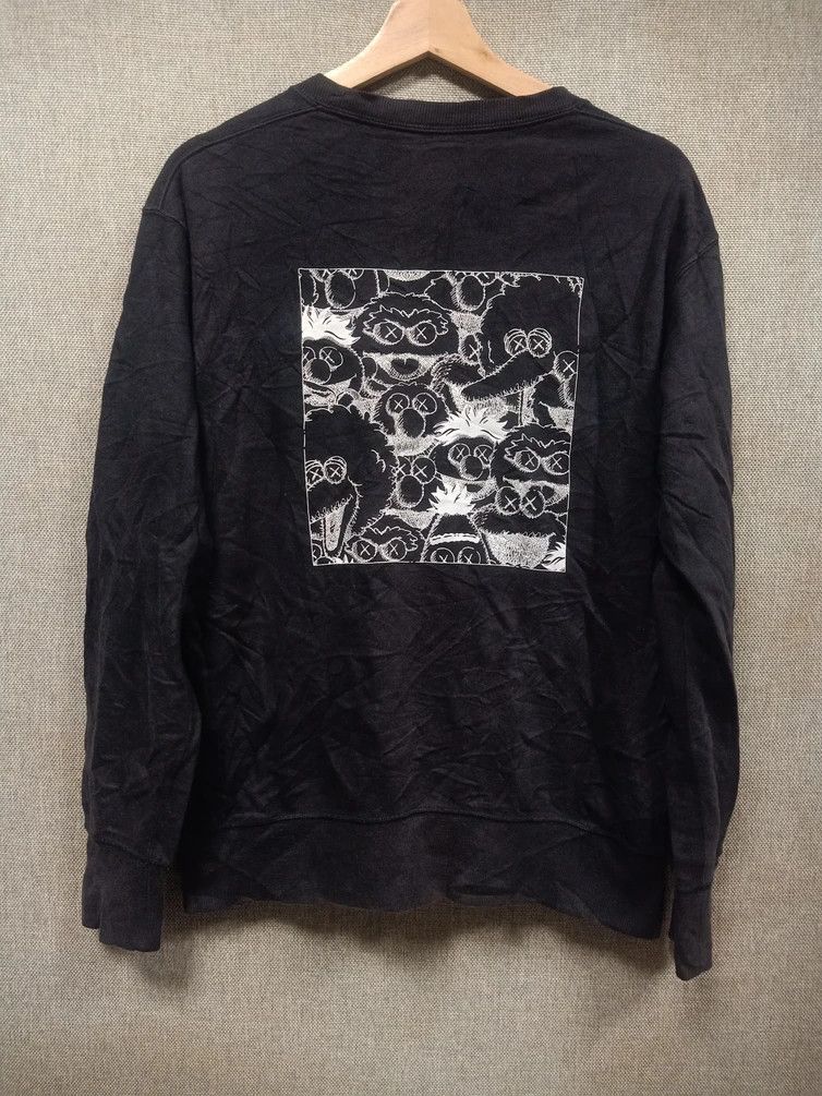 Kaws × Uniqlo sweatshirt kaws x sesame street Size US S / EU 44-46 / 1 - 2 Thumbnail