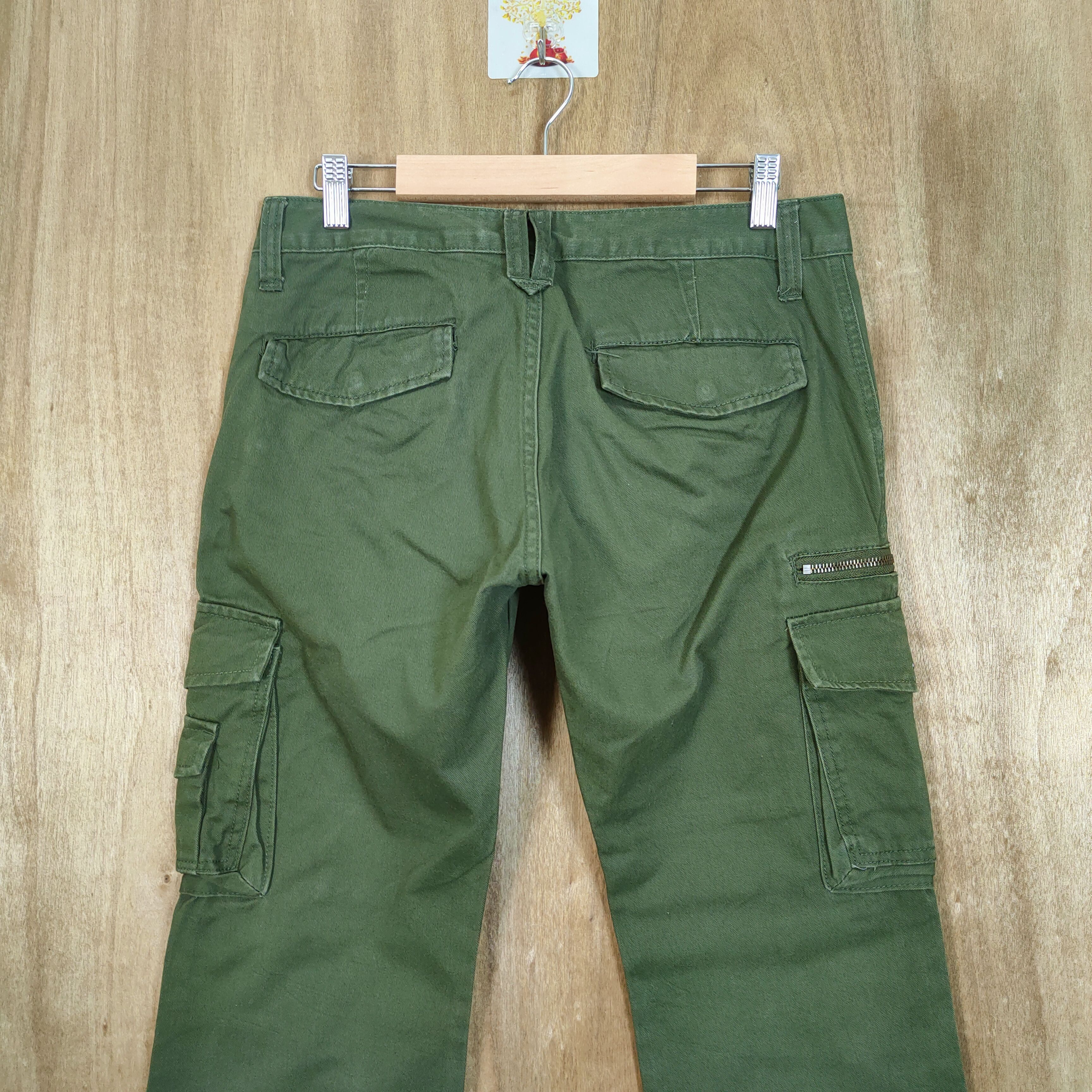Roots ROOTS THREE FLARE CARGO PANTS MULTIPOCKET TACTICAL Size US 32 / EU 48 - 5 Thumbnail