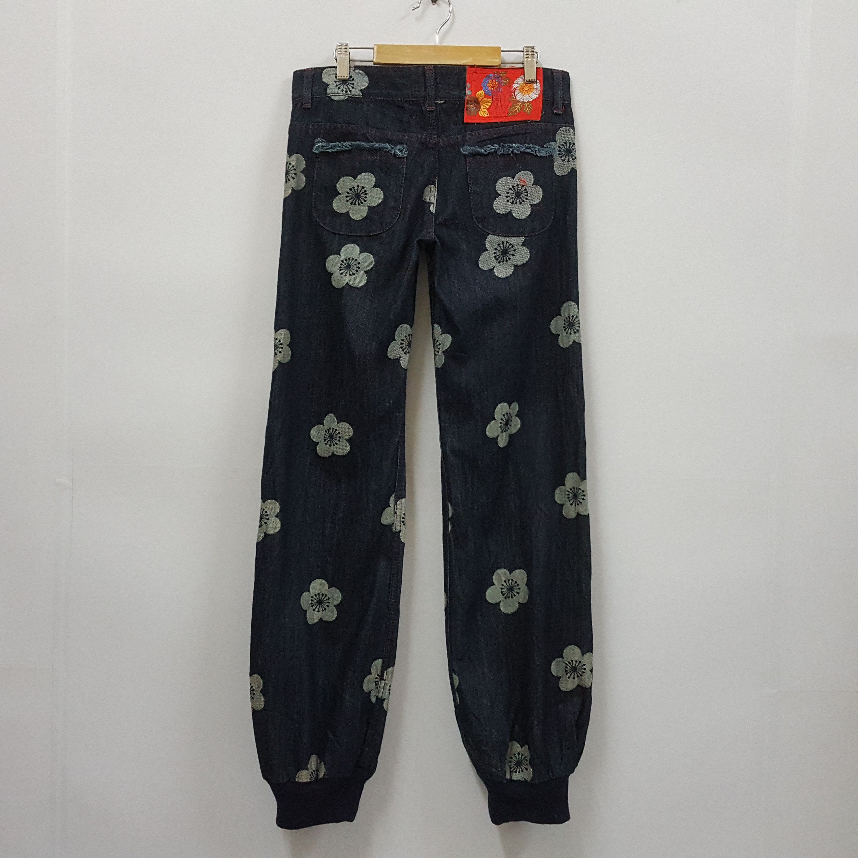 Japanese Brand Vintage ROUROU Japanese brand nice design denim jeans Size US 30 / EU 46 - 4 Thumbnail