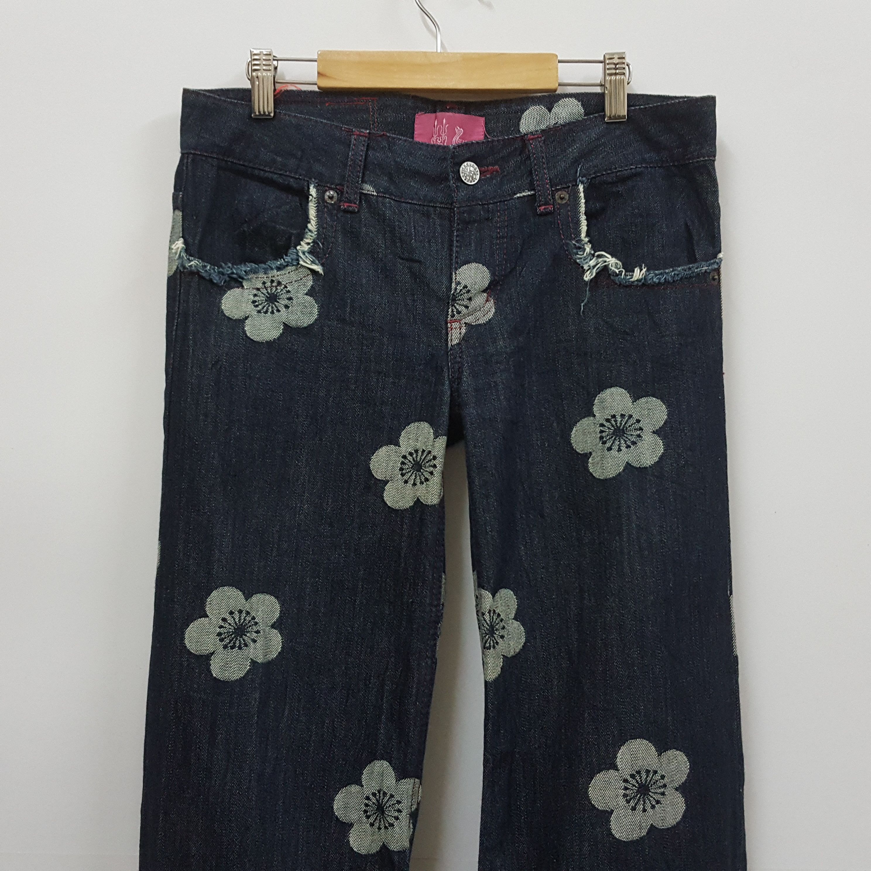 Japanese Brand Vintage ROUROU Japanese brand nice design denim jeans Size US 30 / EU 46 - 9 Thumbnail