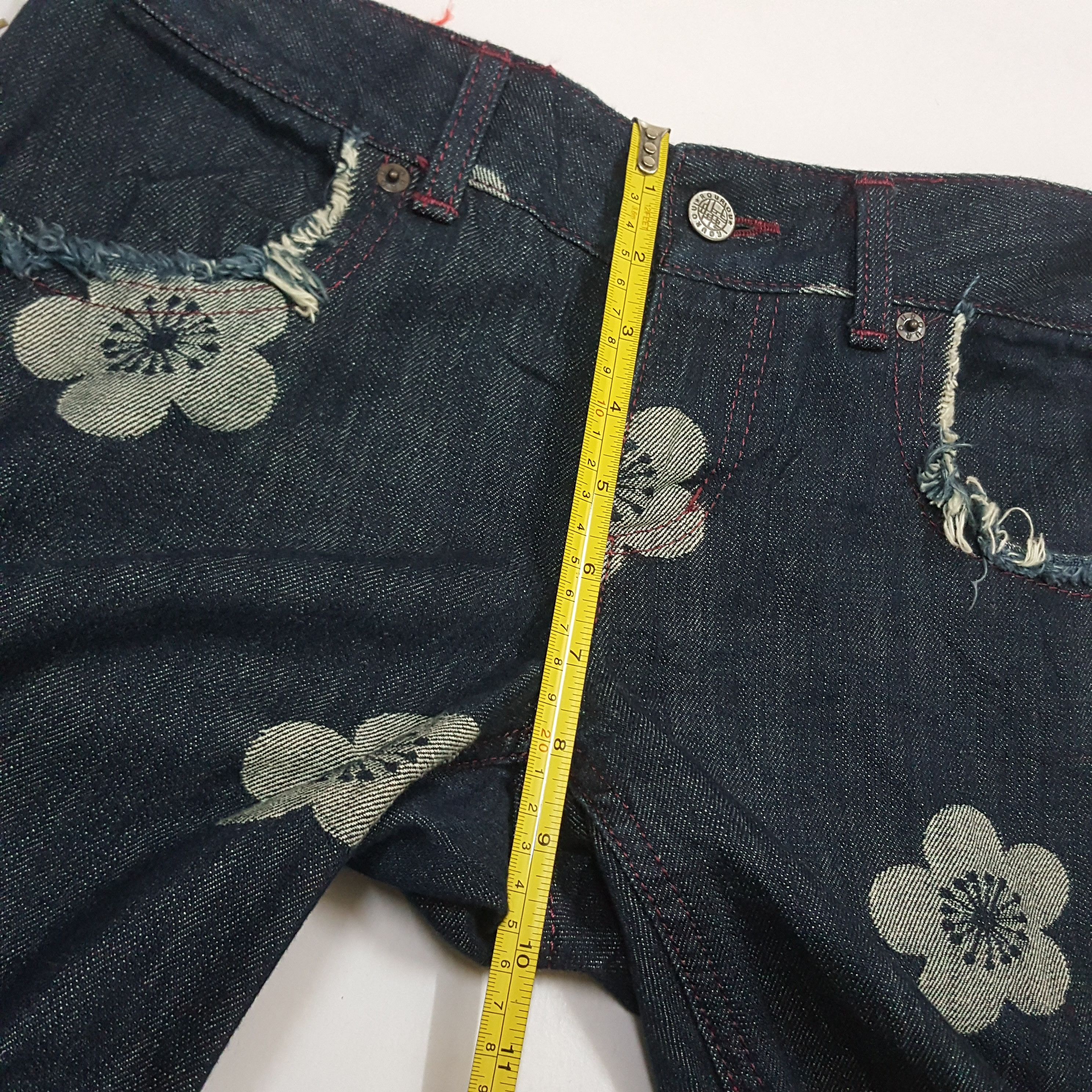 Japanese Brand Vintage ROUROU Japanese brand nice design denim jeans Size US 30 / EU 46 - 16 Thumbnail