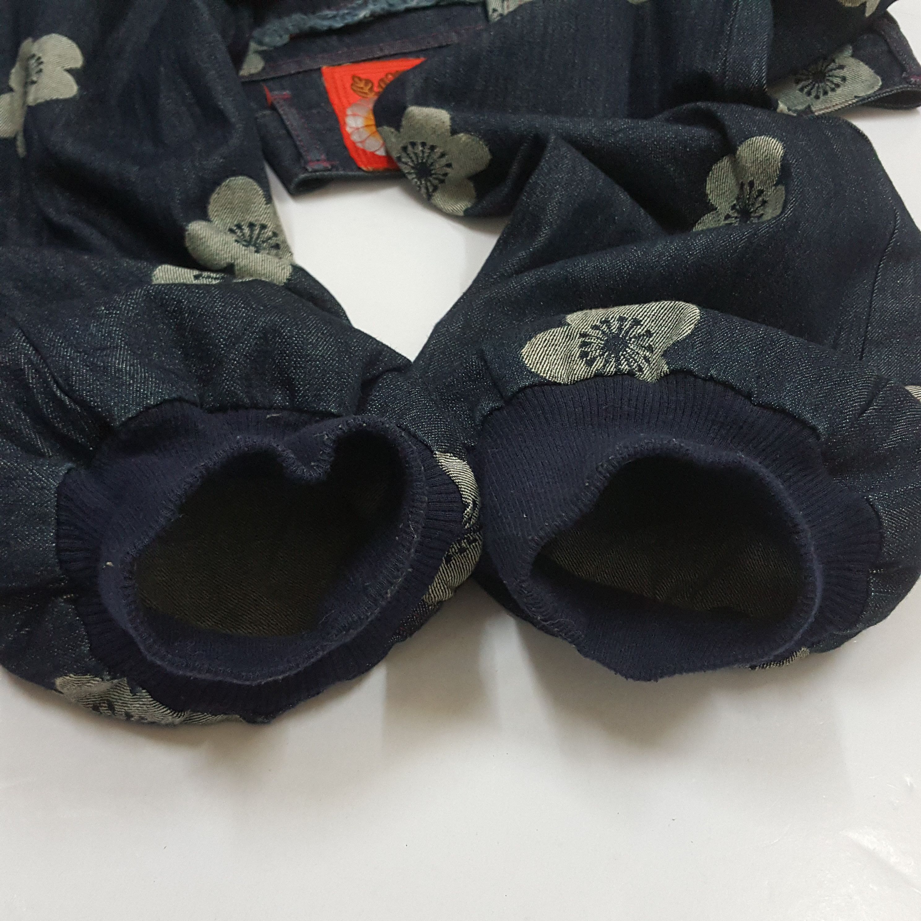 Japanese Brand Vintage ROUROU Japanese brand nice design denim jeans Size US 30 / EU 46 - 12 Thumbnail