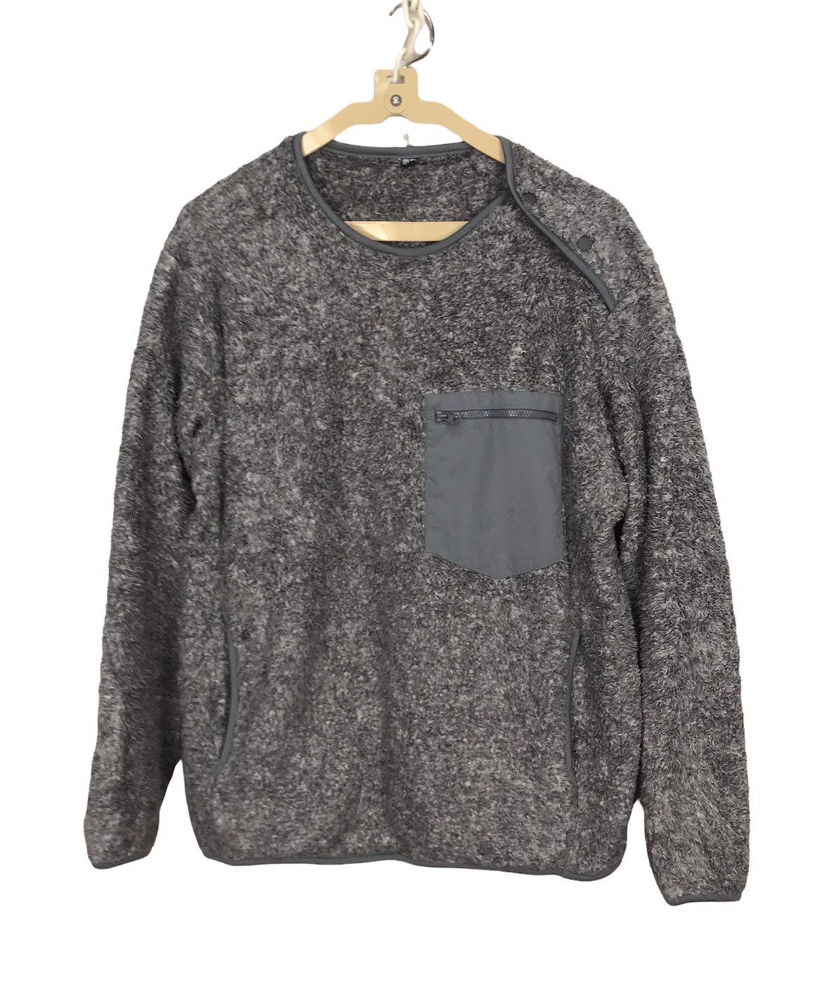 Uniqlo Uniqlo fleece sweatshirt Size US M / EU 48-50 / 2 - 1 Thumbnail