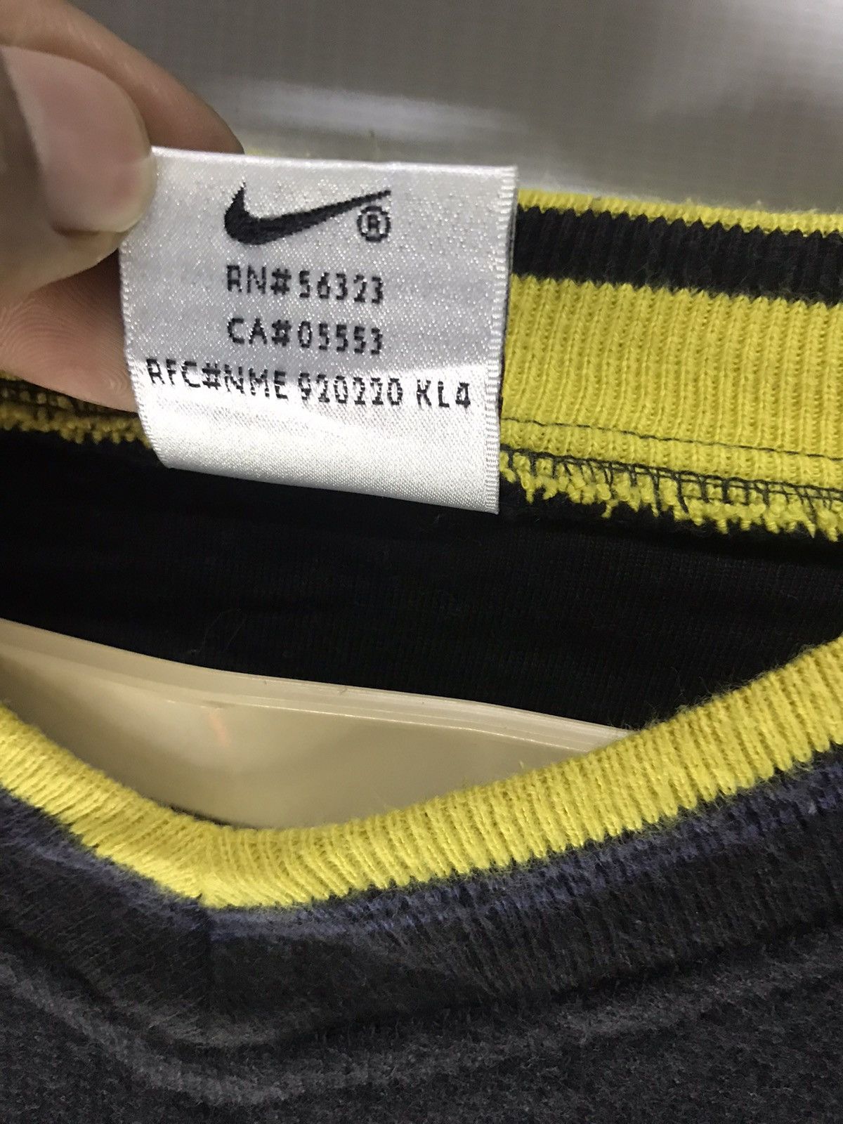 Nike × Vintage Vintage nike small swoosh sweatshirt Size US L / EU 52-54 / 3 - 5 Thumbnail