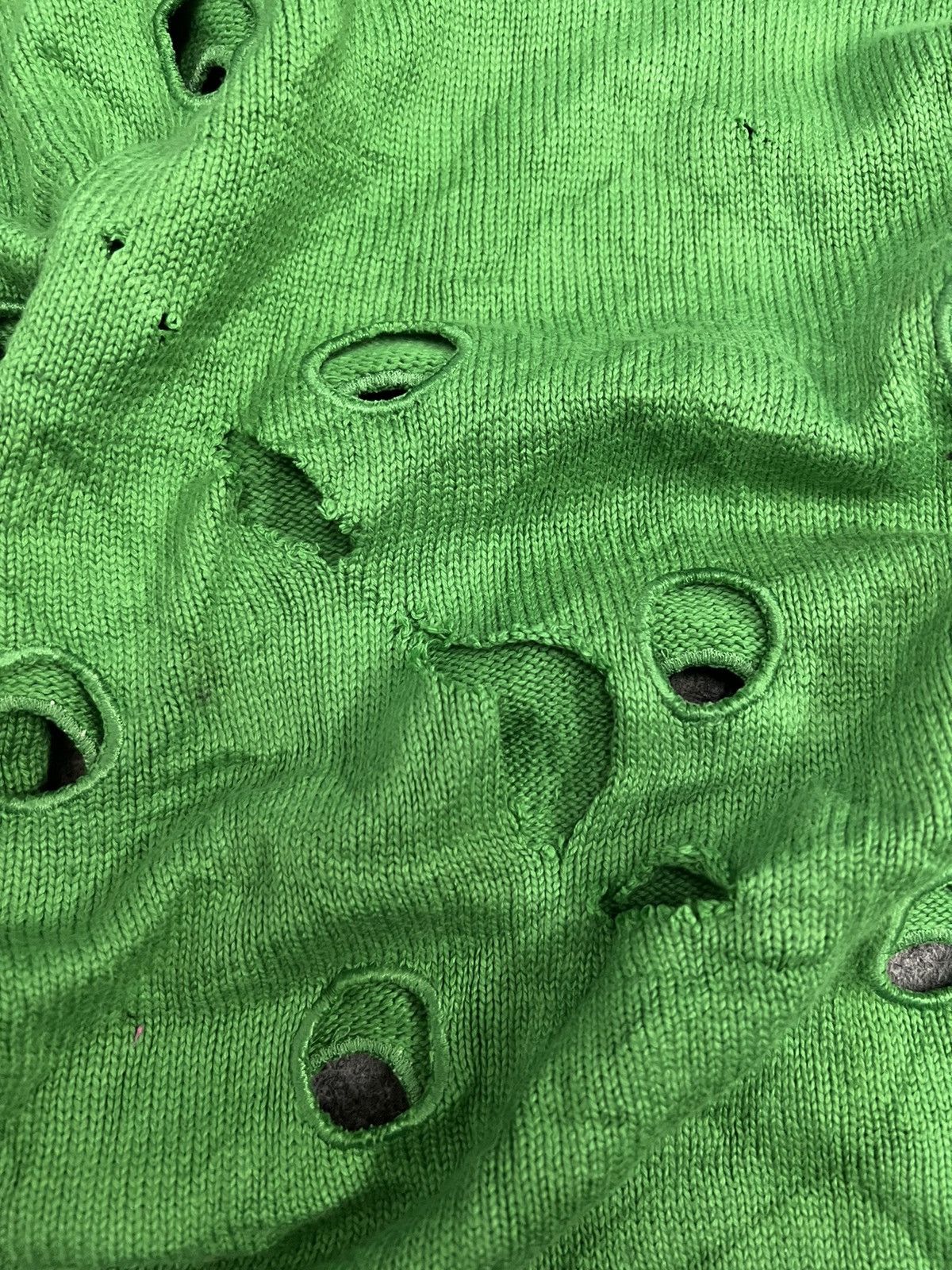 Versace Thrashed versace V neck Cardigan Size US M / EU 48-50 / 2 - 5 Thumbnail