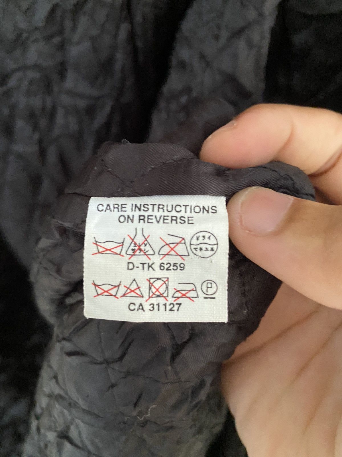 🔥LUXURY DKNY BLACK VELVET FABRIC BALMACAAN OVERCOAT