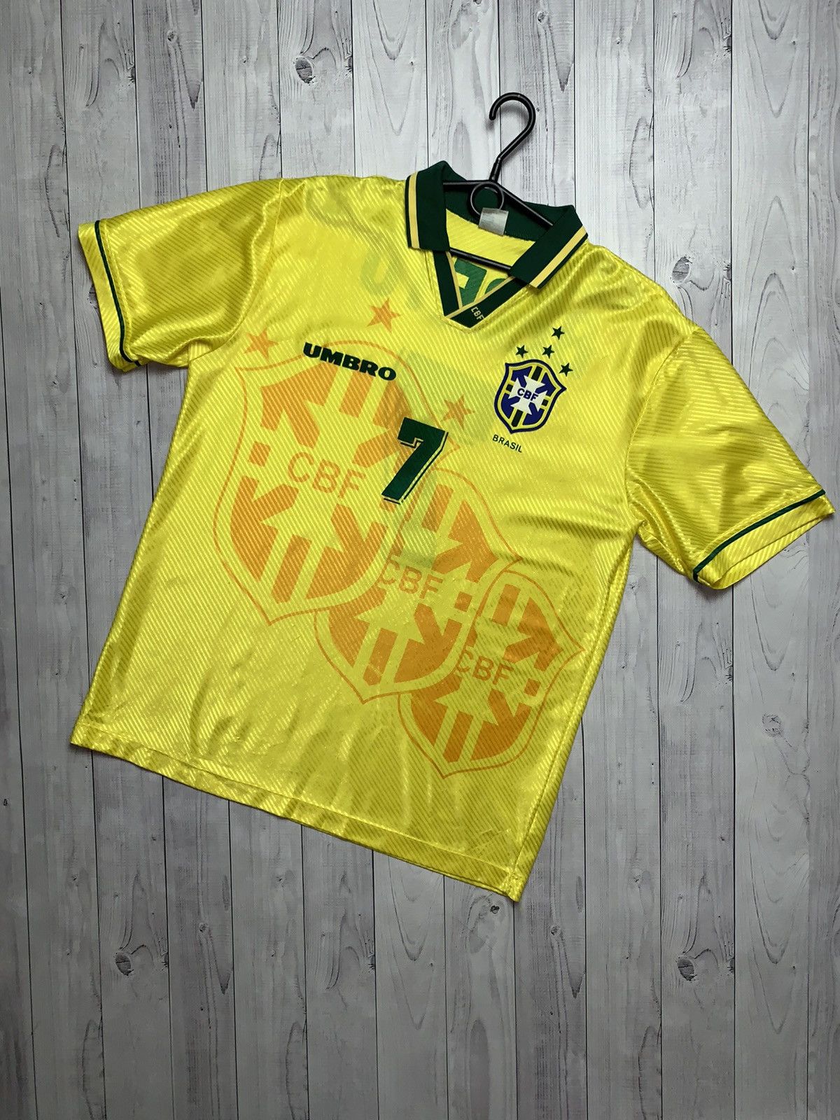 Umbro × Vintage Vintage soccer jersey Brazil BEBETO 7 Umbro Size US L / EU 52-54 / 3 - 2 Thumbnail