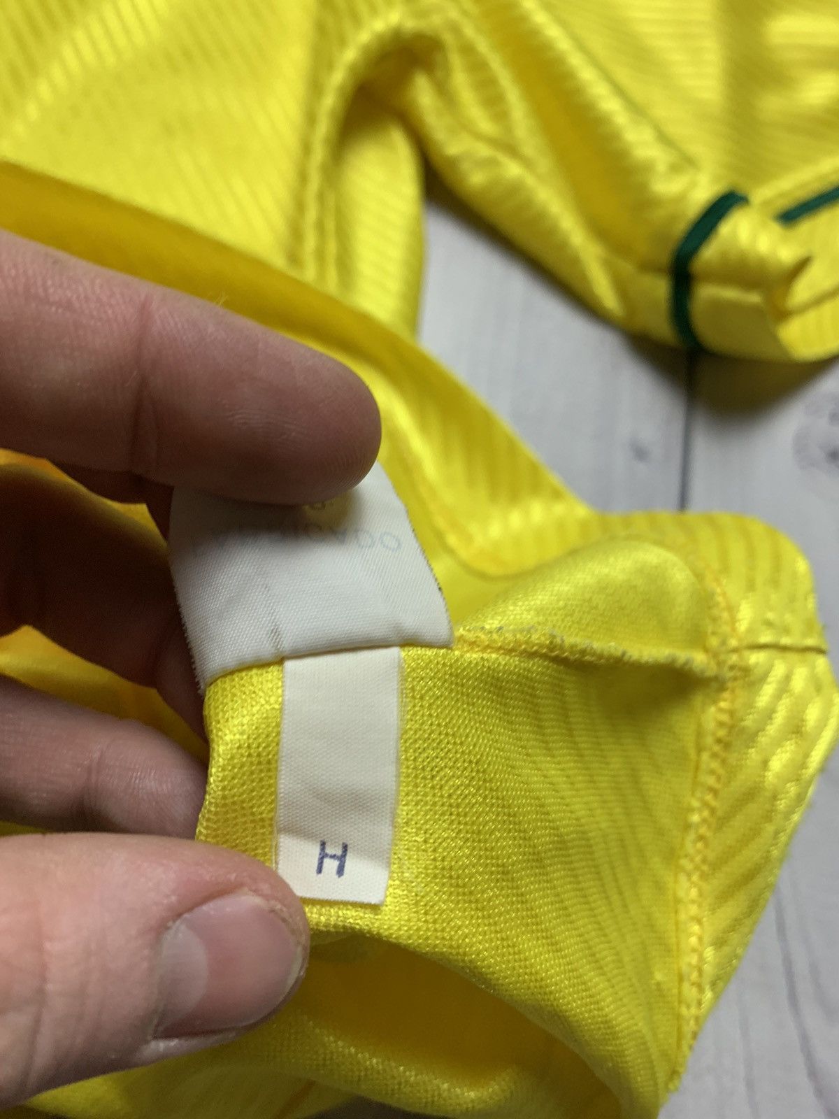 Umbro × Vintage Vintage soccer jersey Brazil BEBETO 7 Umbro Size US L / EU 52-54 / 3 - 9 Thumbnail