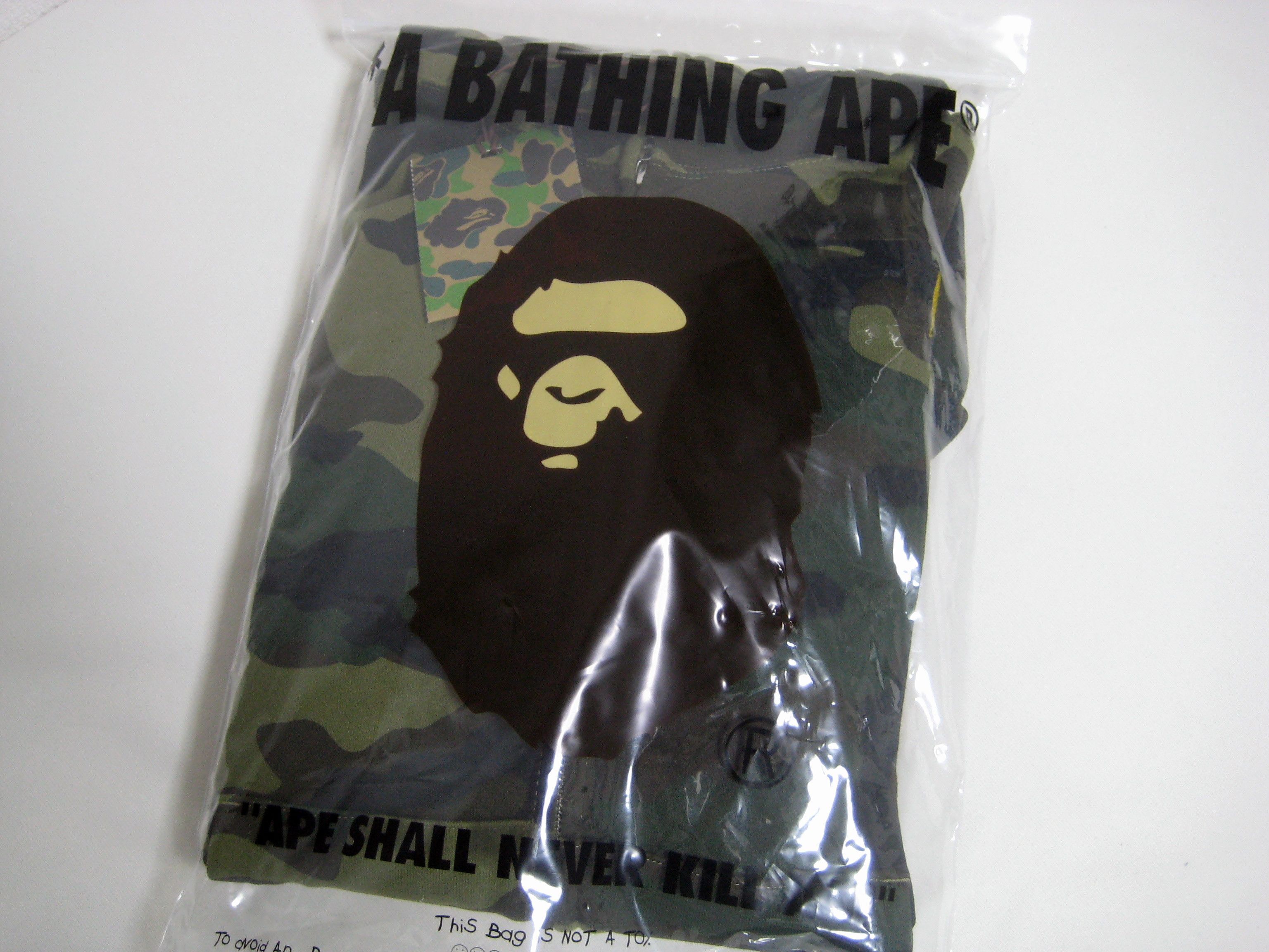 Bape WOODLAND CAMO 2ND SHARK FULL ZIP HOODIE Size US M / EU 48-50 / 2 - 14 Thumbnail