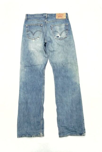 Levi's Vintage Levi's 501 Faded Blue Distressed Jeans 33x34 Size US 33 - 2 Thumbnail