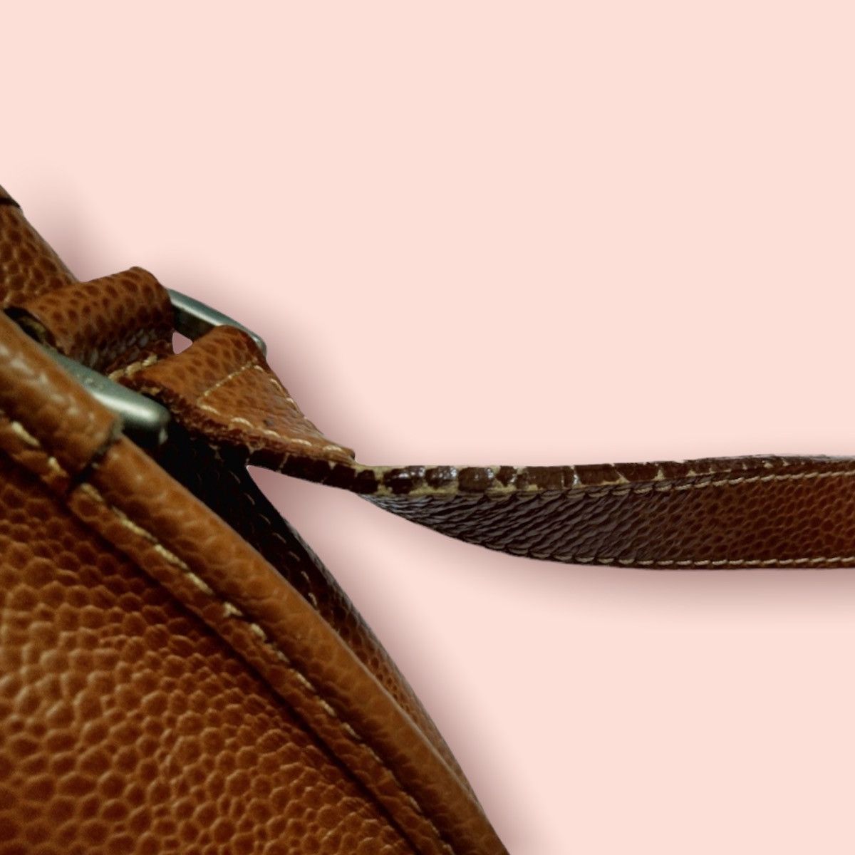 VINTAGE RENOMA LEATHER CROSSBODY BAG