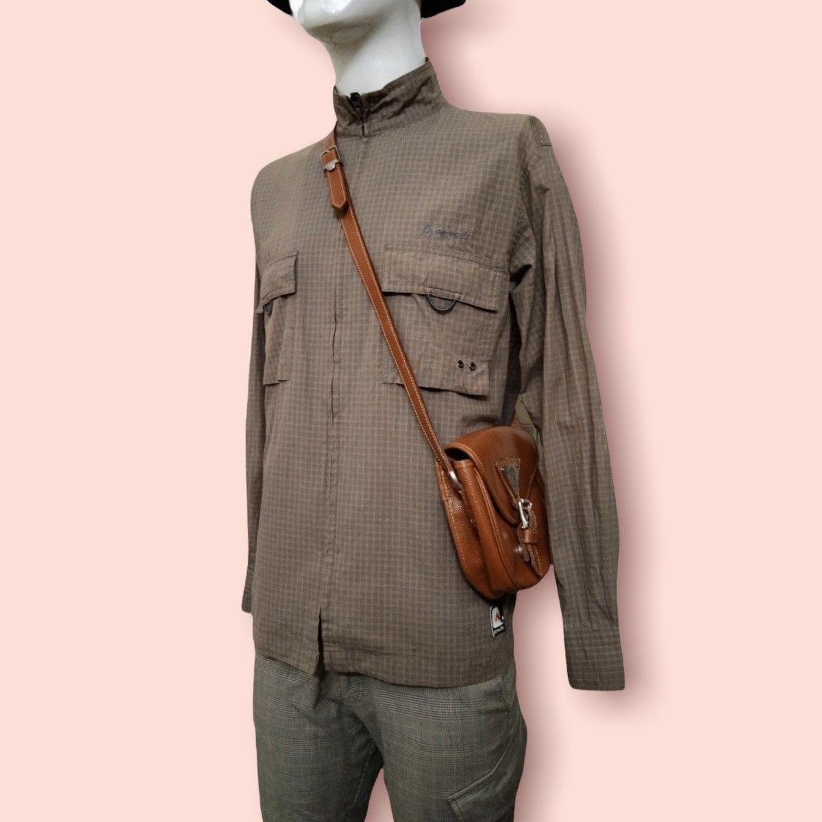VINTAGE RENOMA LEATHER CROSSBODY BAG