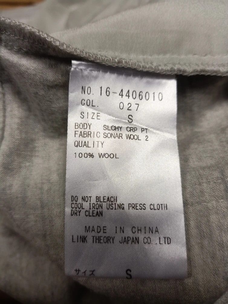 Helmut Lang × Uniqlo Helmut Lang x Uniqlo short pants Size US 32 / EU 48 - 5 Thumbnail