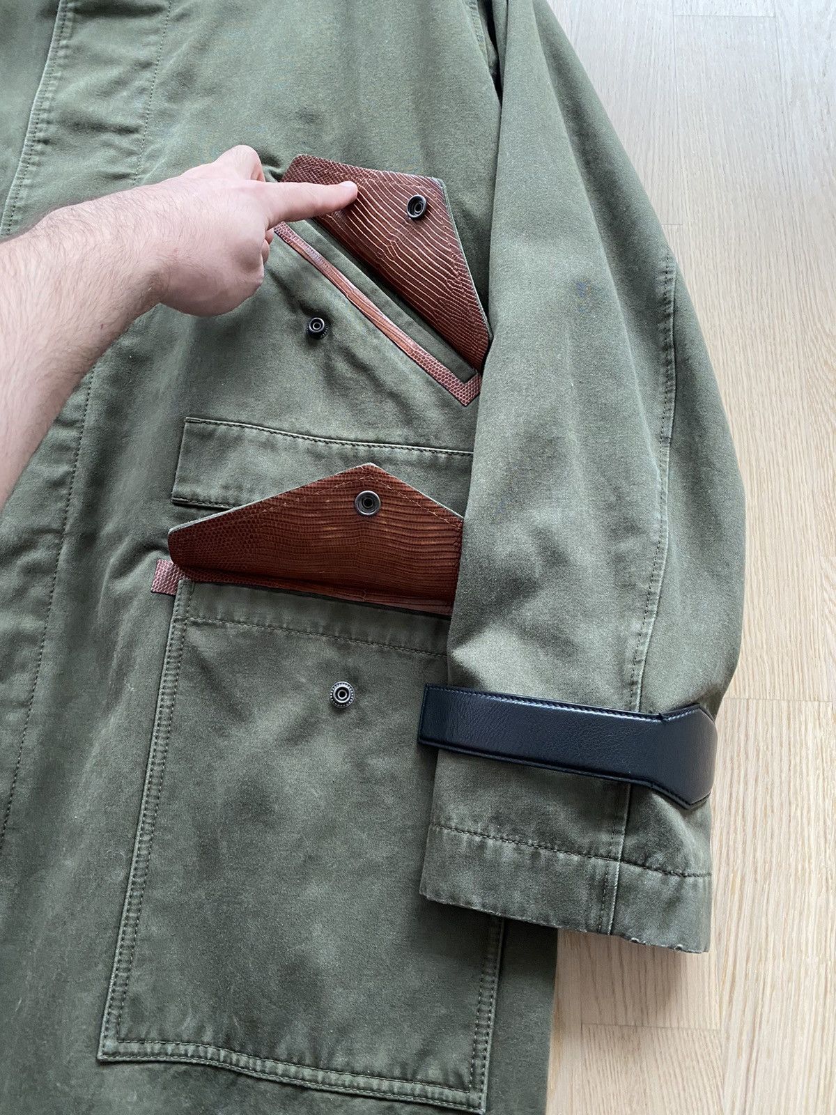 Berluti 1 of 1 PIECE UNIQUE khaki lizard pocket Parka Size US M / EU 48-50 / 2 - 2 Thumbnail