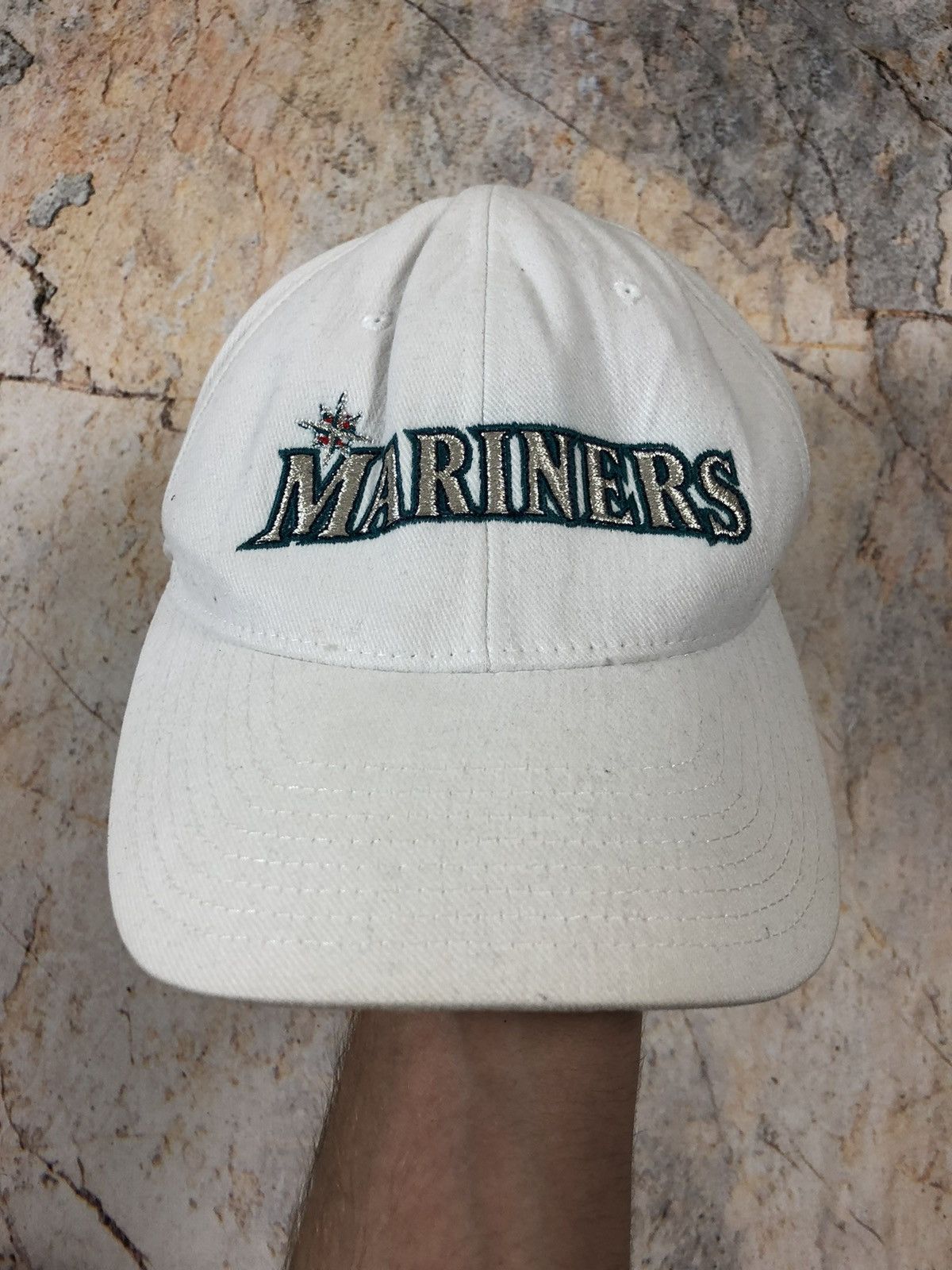 Vintage Nike vintage mariners big logo cap Size ONE SIZE - 1 Thumbnail