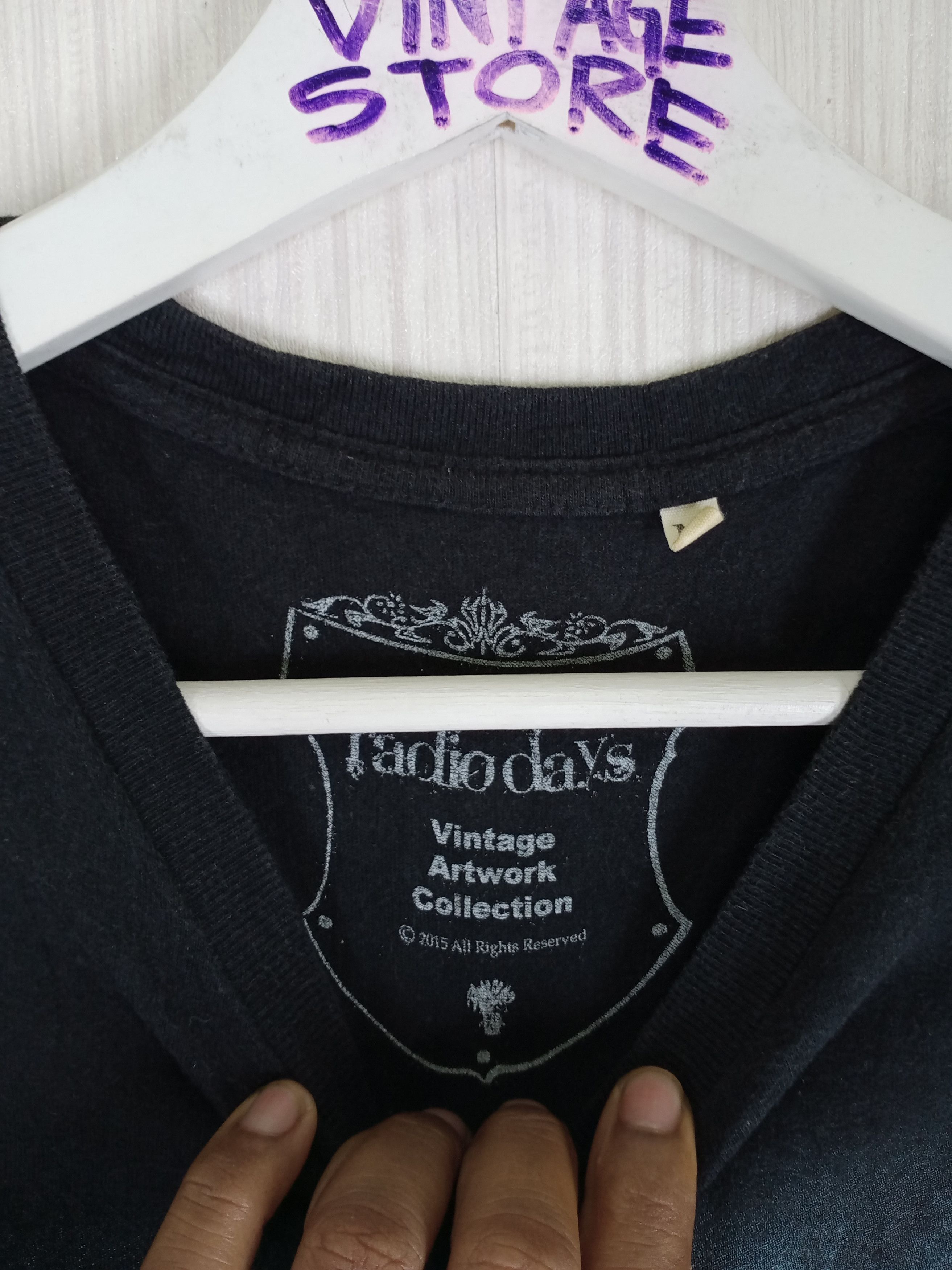 Japanese Brand Vintage Jefferson Airplane Tshirt Size US S / EU 44-46 / 1 - 4 Thumbnail