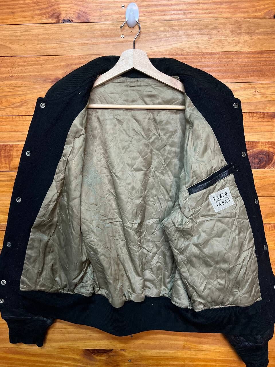 Vintage VINTAGE EMBROIDERED PAZZO JAPAN WOOL LEATHER VARSITY JACKET Size US L / EU 52-54 / 3 - 16 Thumbnail