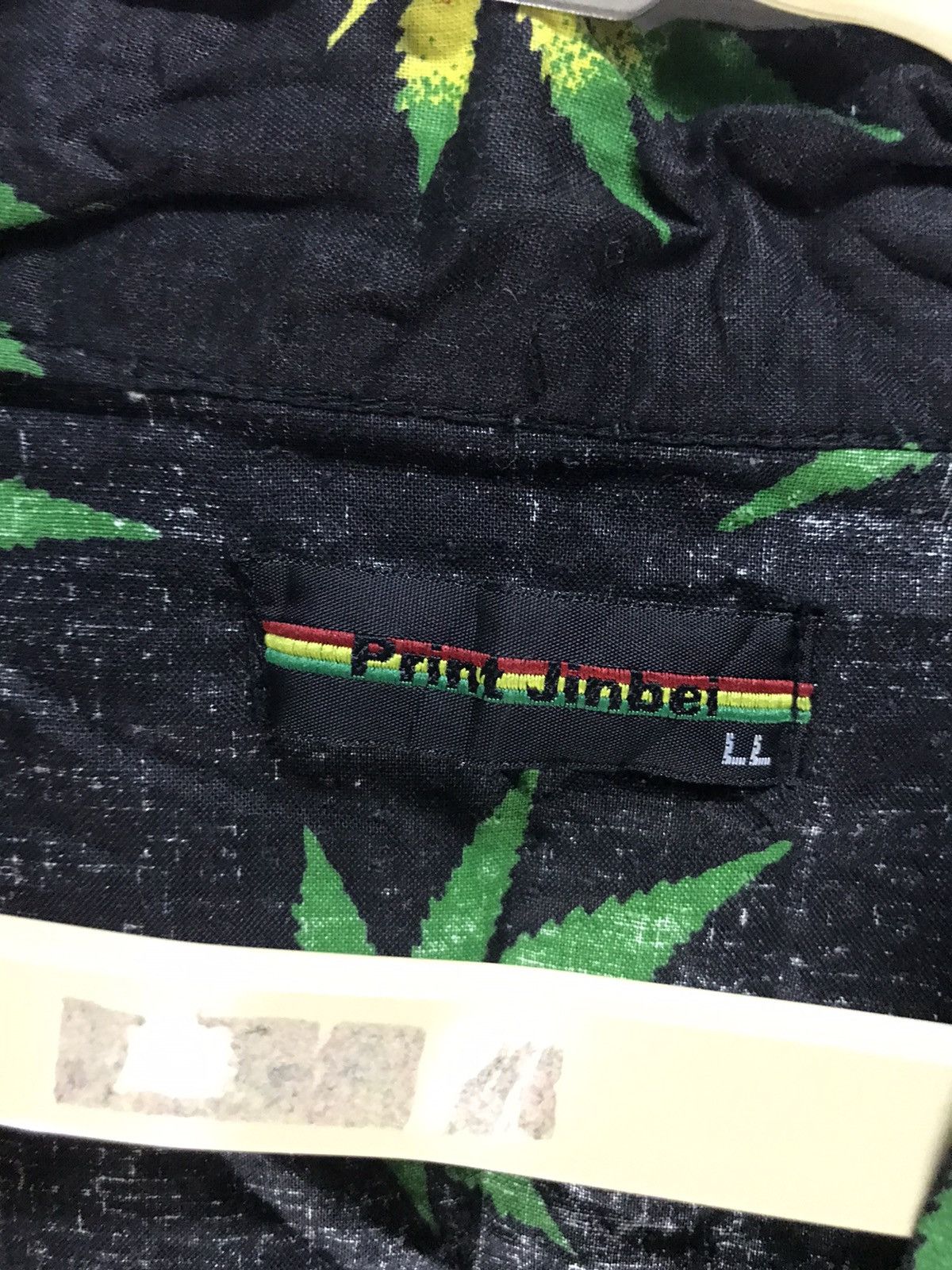 Japanese Brand Marijuana leaves fullprint kimono by Mitsuhashi shoji Size US L / EU 52-54 / 3 - 4 Thumbnail