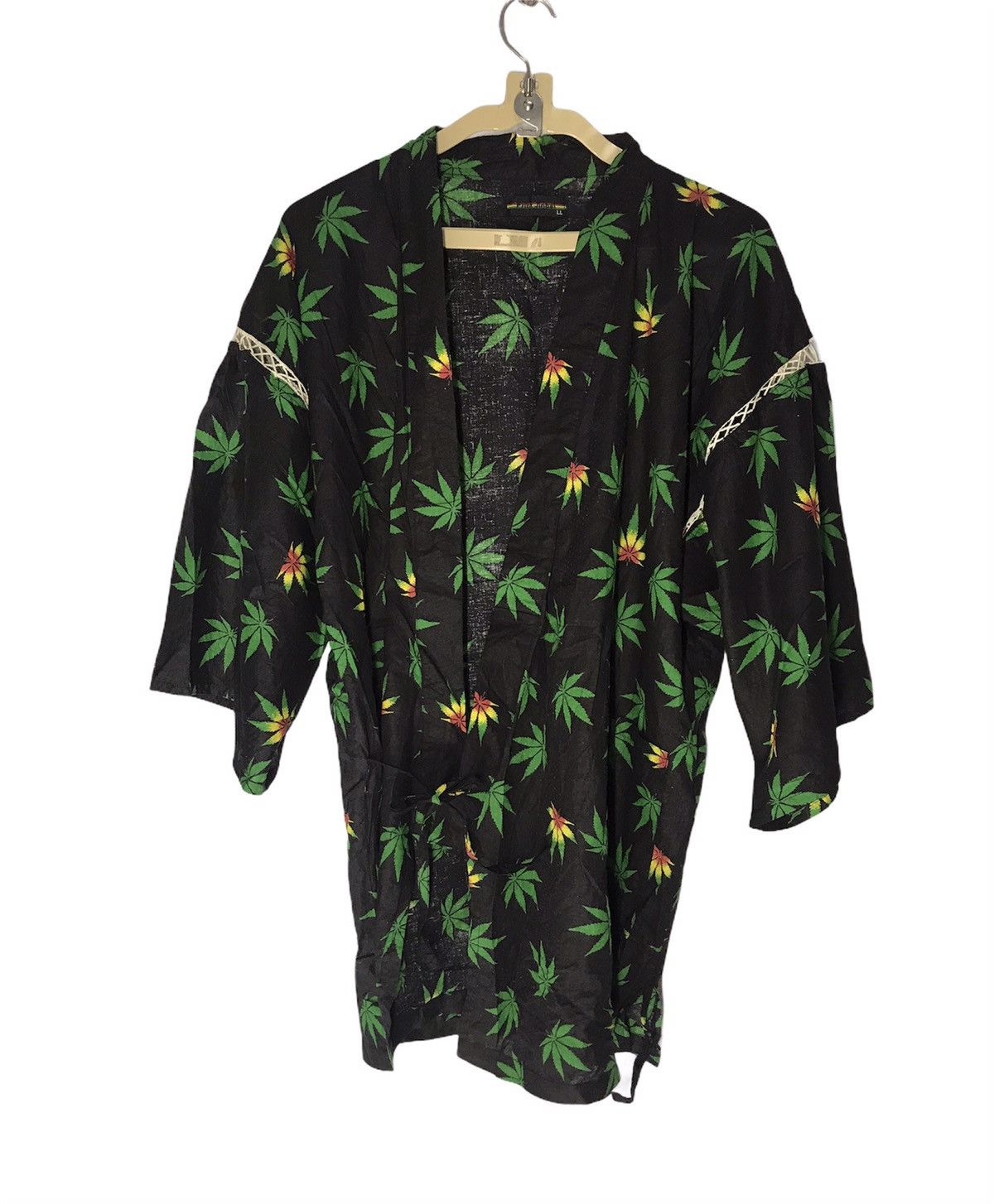 Japanese Brand Marijuana leaves fullprint kimono by Mitsuhashi shoji Size US L / EU 52-54 / 3 - 1 Thumbnail