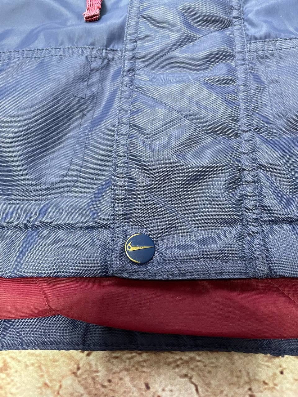 Vintage 90s Nike Puffer Jacket Big Embroidered Logo Y2K