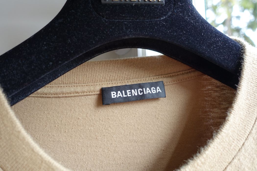 balenciaga crown tee