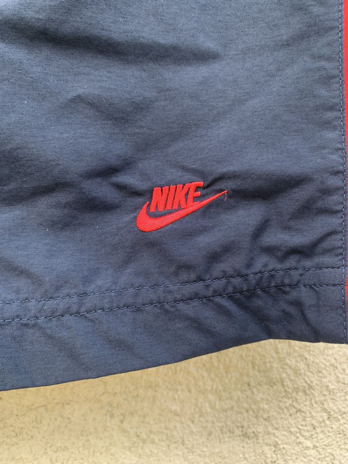 Vintage Vintage Nike Nylon Shorts Size US 34 / EU 50 - 6 Thumbnail