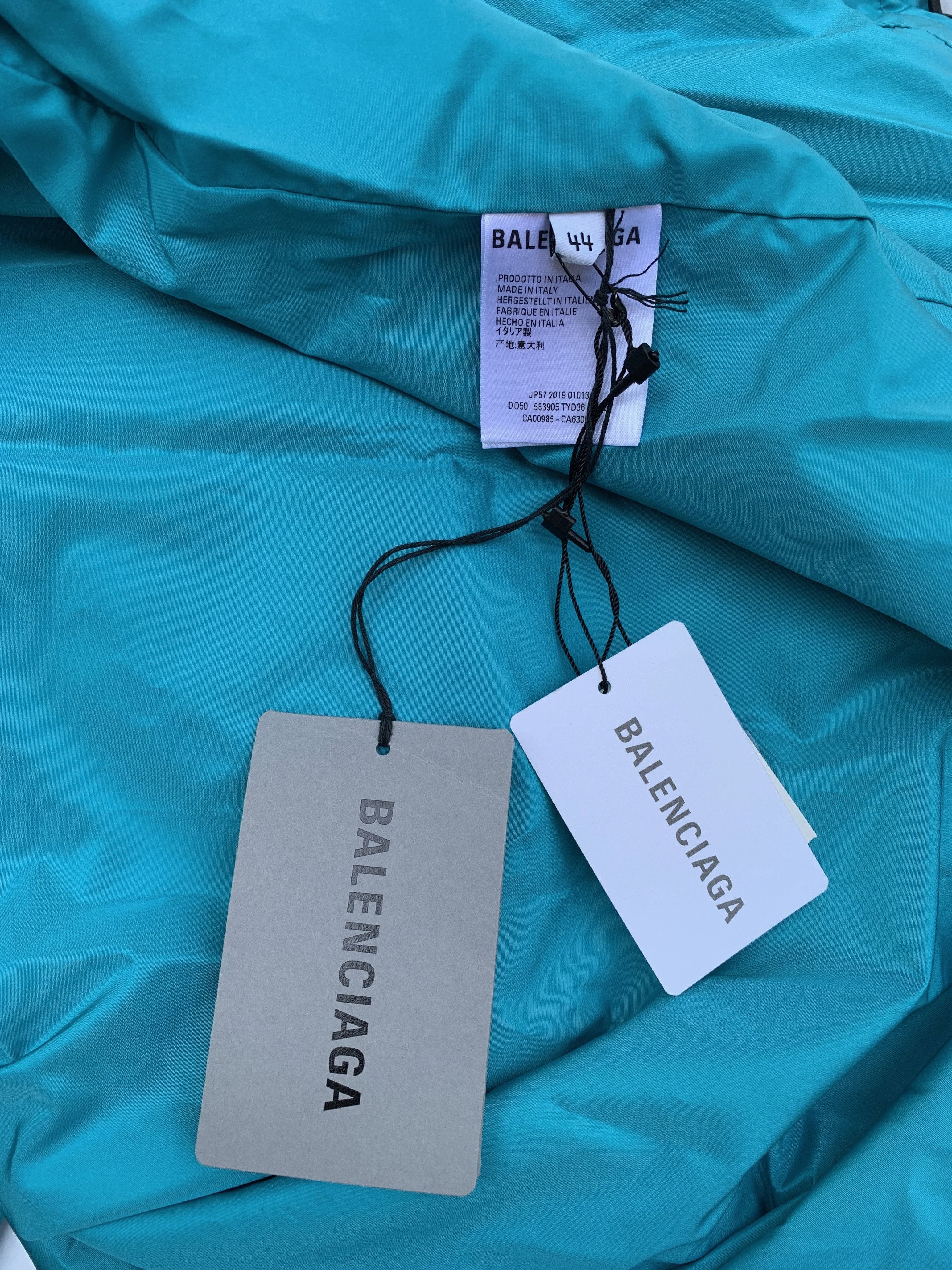 Balenciaga Balenciaga Windbreaker Rain Jacket Technical Faille BNWT Size US S / EU 44-46 / 1 - 9 Thumbnail