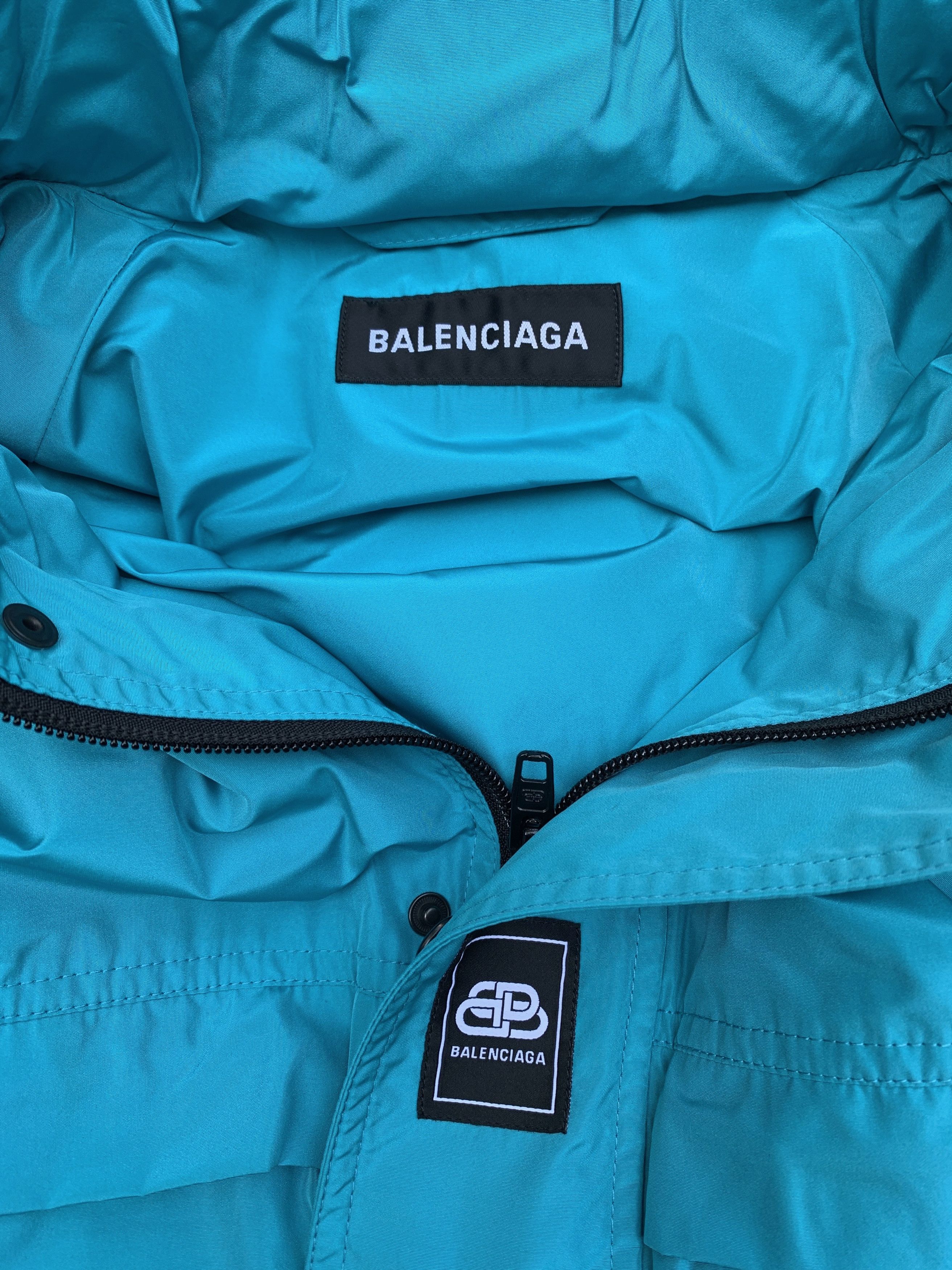 Balenciaga Balenciaga Windbreaker Rain Jacket Technical Faille BNWT Size US S / EU 44-46 / 1 - 10 Thumbnail