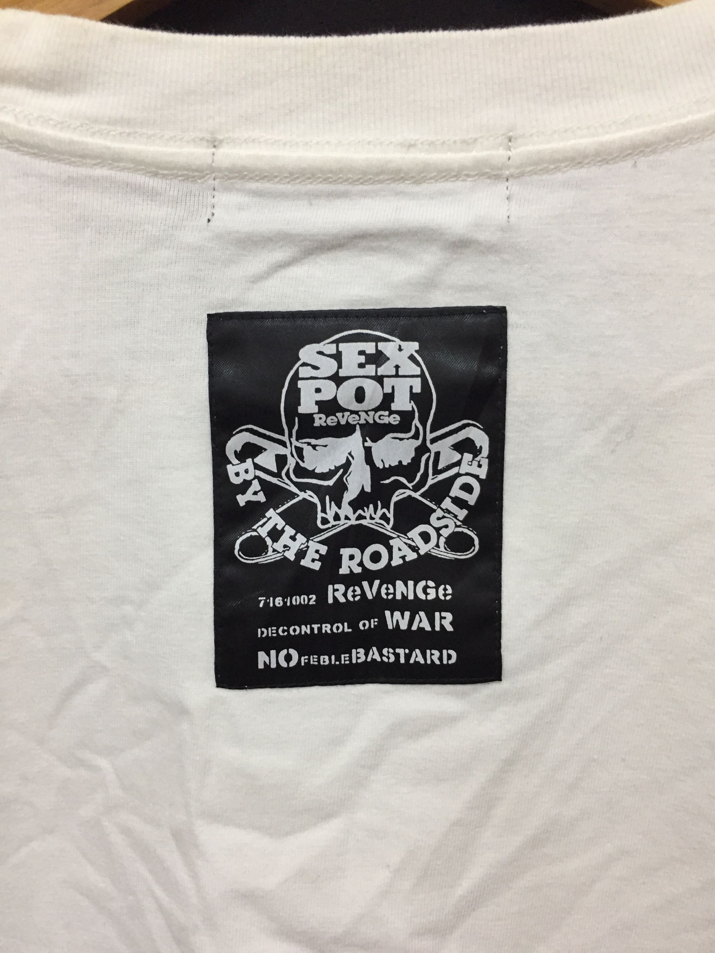Sex Pot ReVeNGe Sex Pot Revenge life is a gamble tee Size US M / EU 48-50 / 2 - 9 Thumbnail