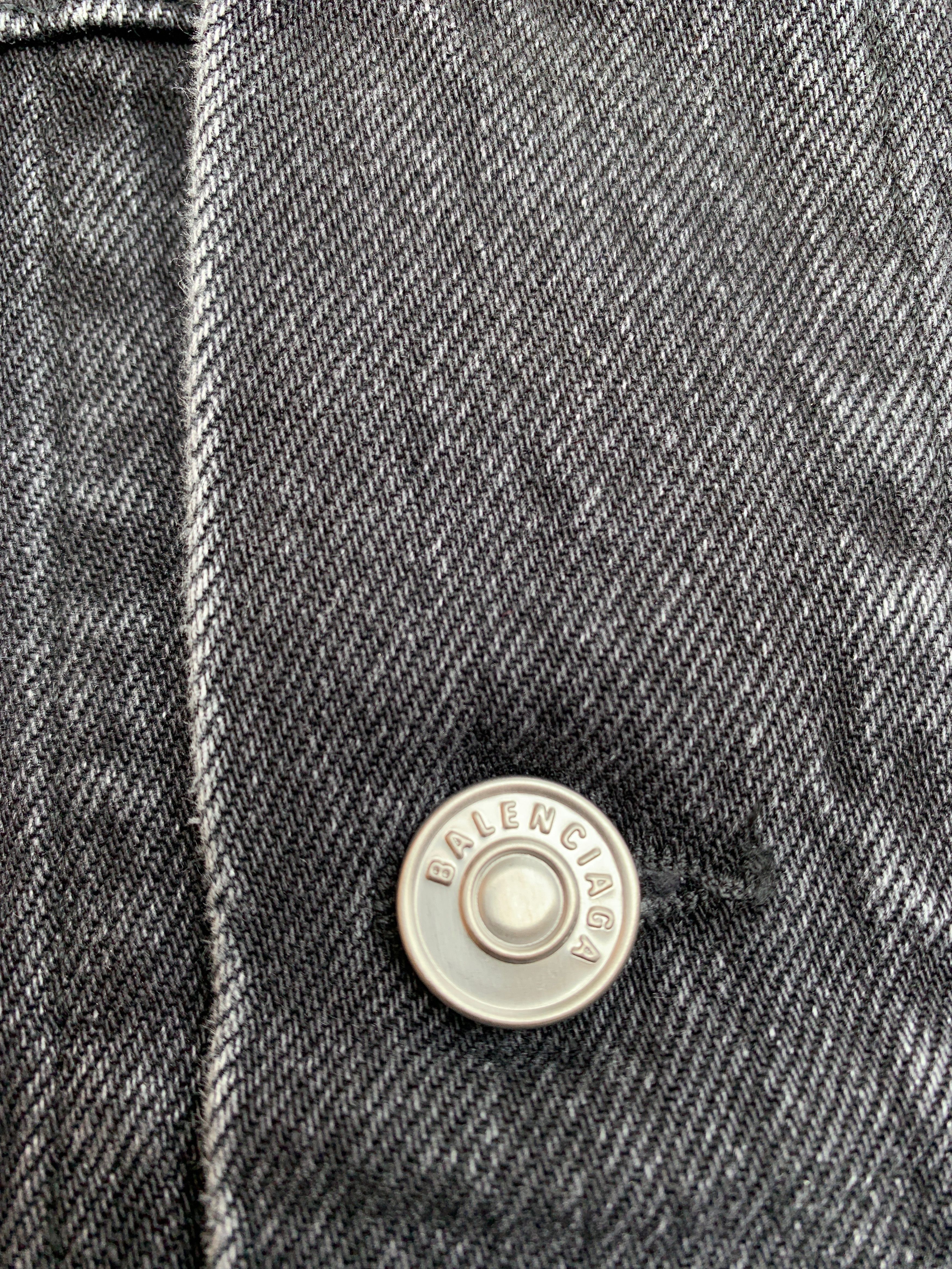 Balenciaga Balenciaga Faded Black Swing Distressed Denim Jacket Size 50 Size US M / EU 48-50 / 2 - 9 Thumbnail
