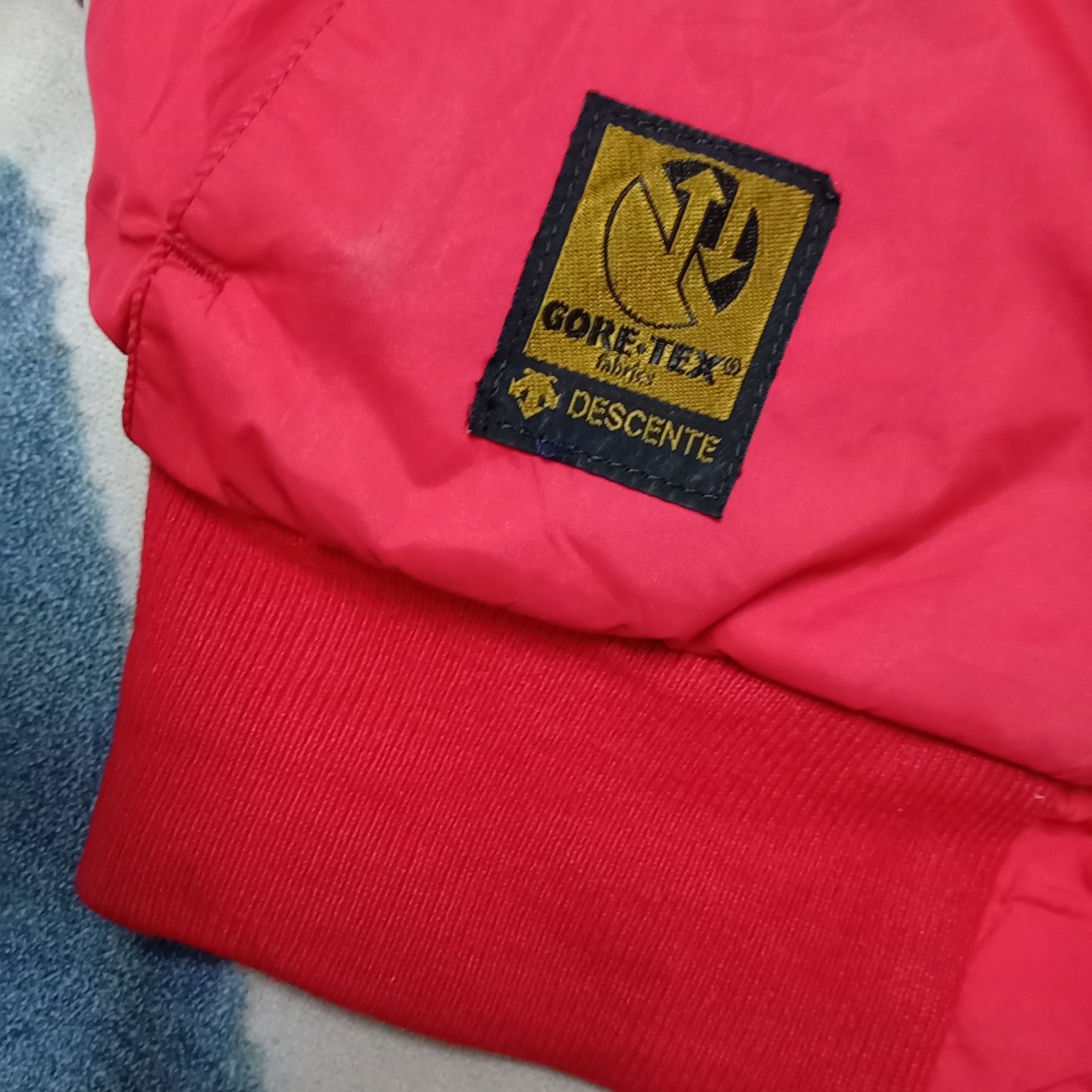 Descente Vintage Descente Aero-K Bomber JAcket Size US S / EU 44-46 / 1 - 6 Thumbnail