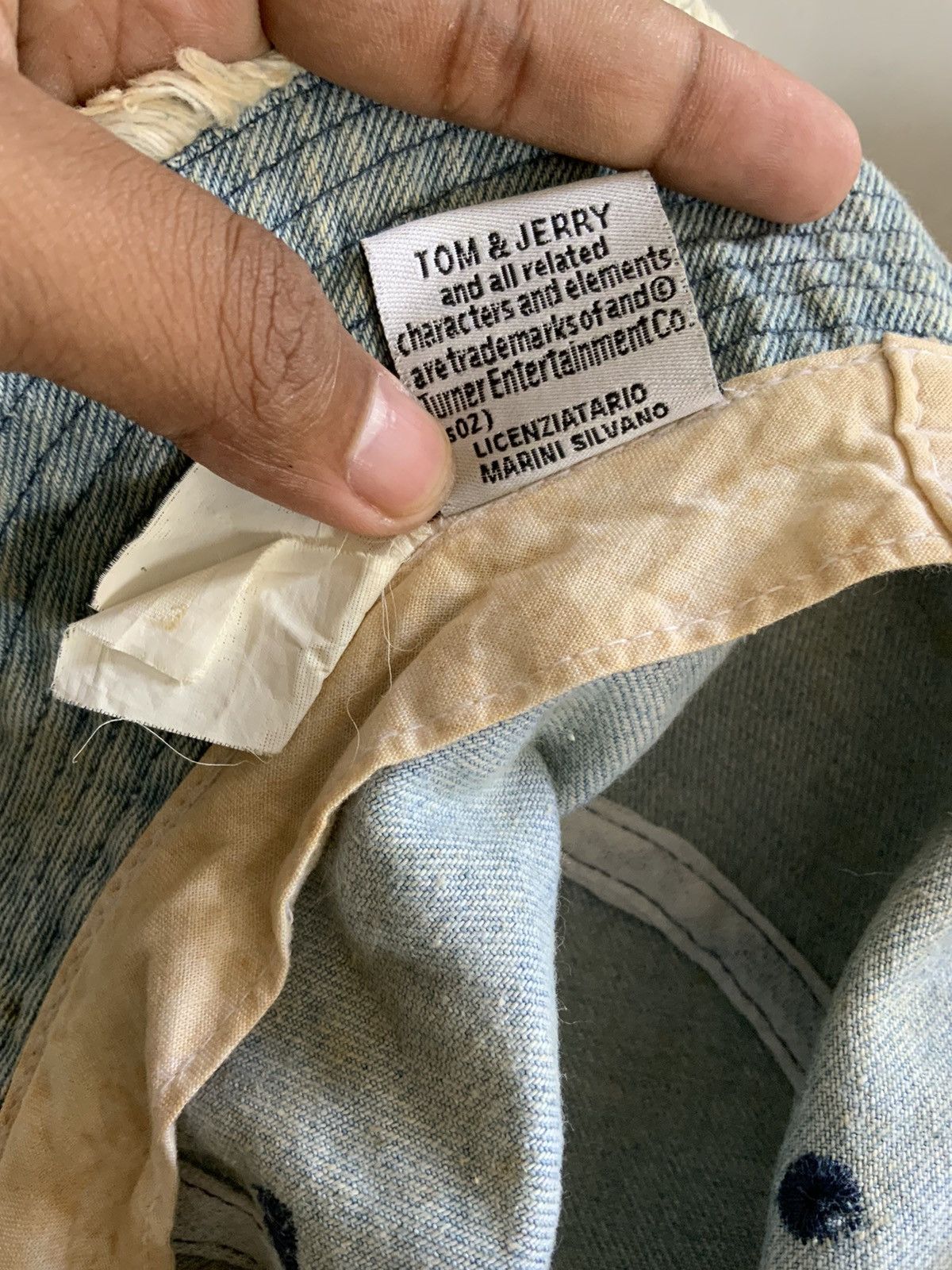 Vintage Vintage Tom & Jerry Distressed Denim Fade Bucket Hat Size ONE SIZE - 13 Thumbnail